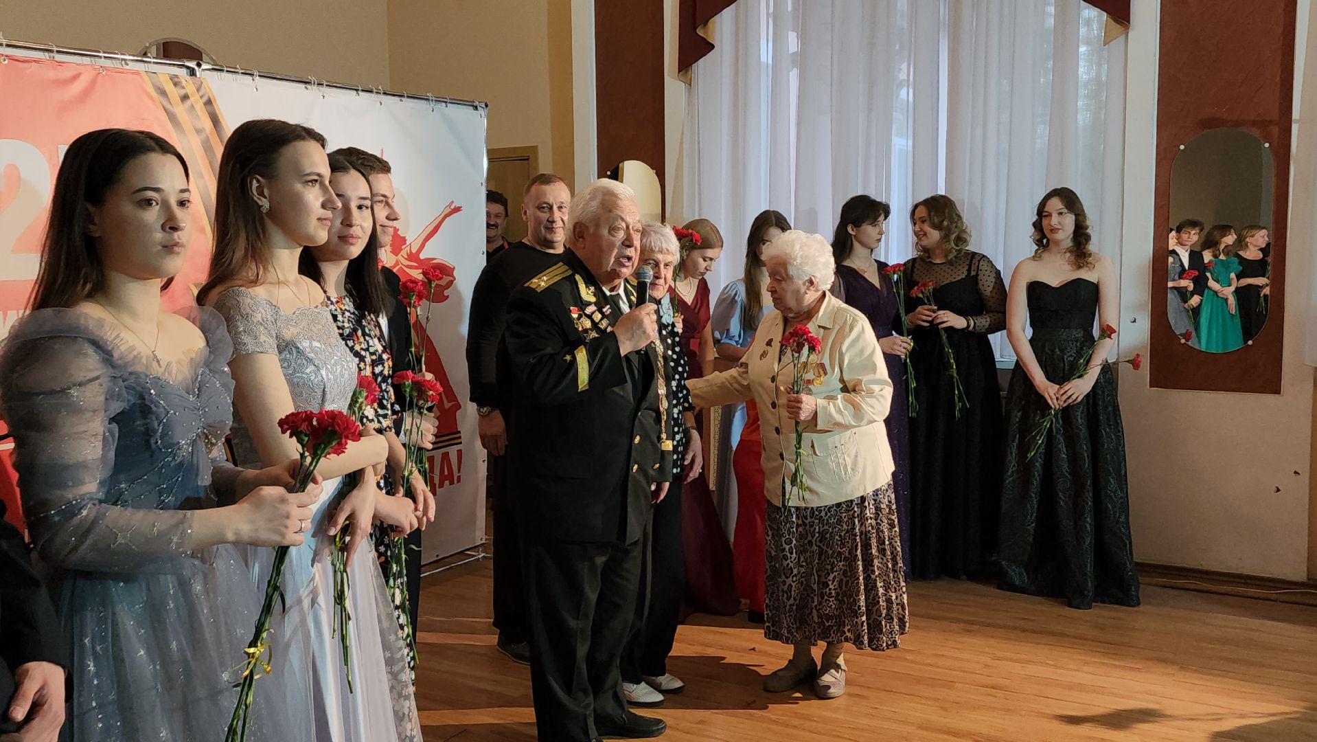 пушкино, романсы, песни военных лет,концерт,студенты колледжа,ветераны вов,малолетний узник, блокадники,песни победы,патриотизм,