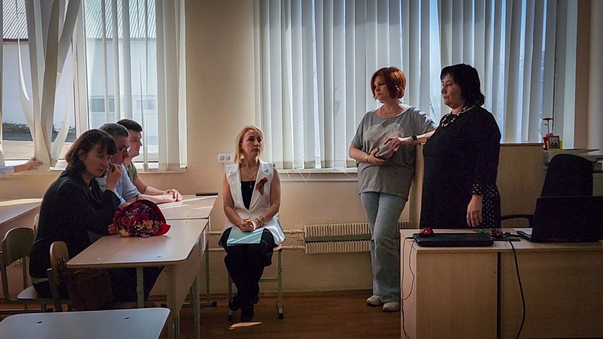 бронницы , парта героя сво,  автомобильно-дорожный колледж,