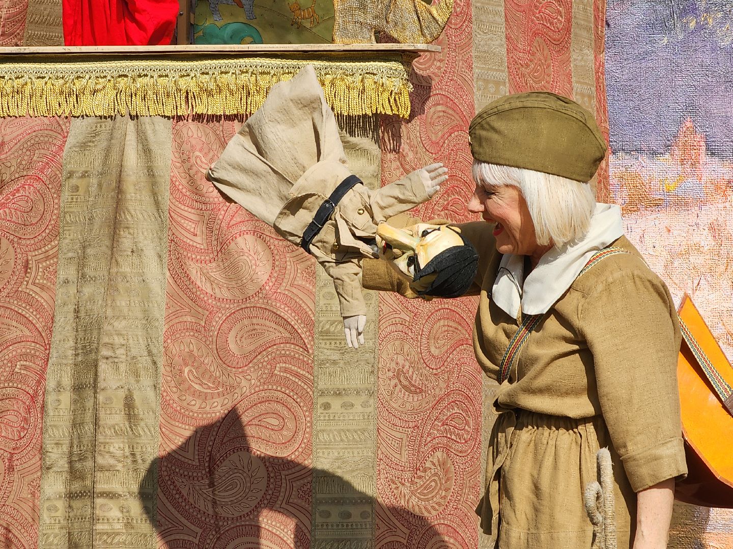 сергиев посад, краеведческий музей, кукольный спекаткль,петрушка, московский театр кукол,