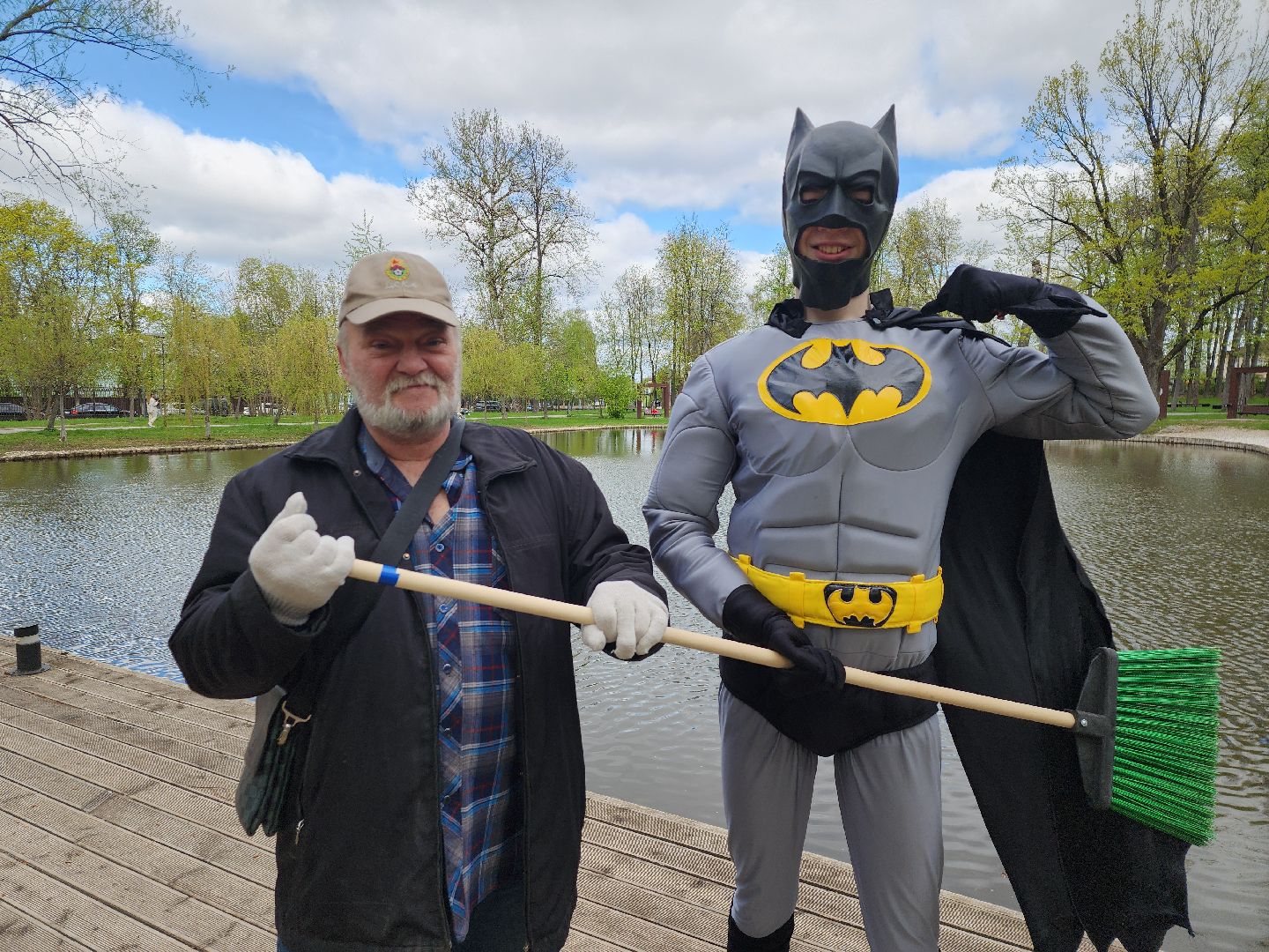 серпухов, подмосковье, областной субботник, бэтмен,