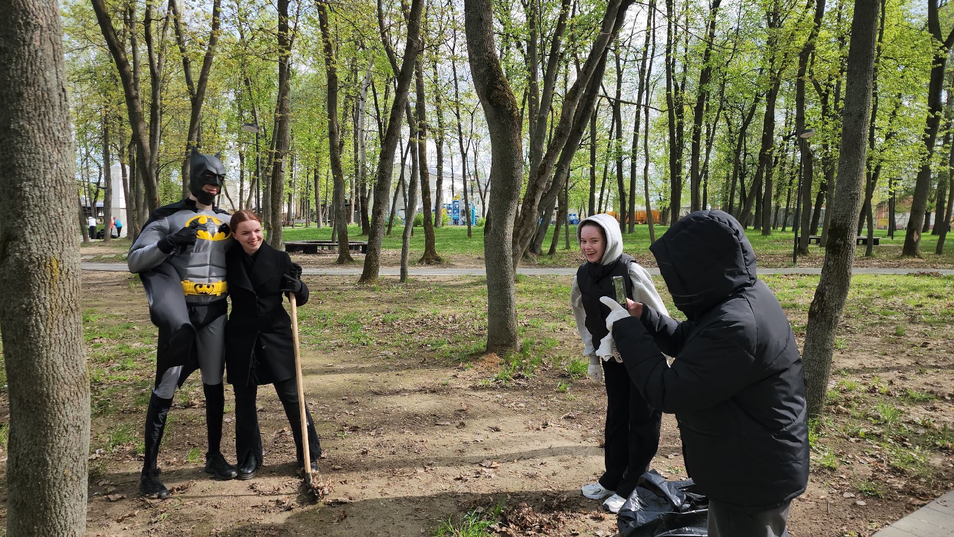 серпухов, подмосковье, областной субботник, бэтмен,