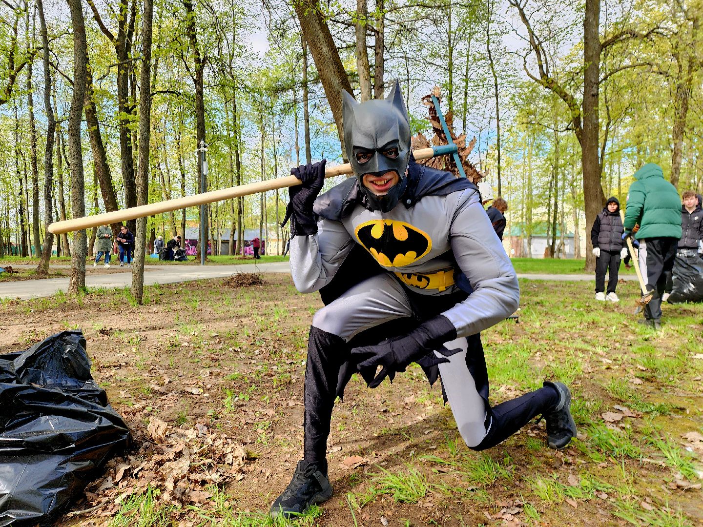 серпухов, подмосковье, областной субботник, бэтмен,