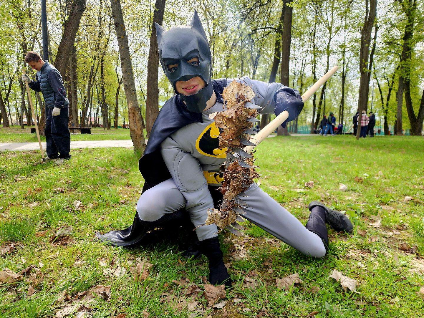 серпухов, подмосковье, областной субботник, бэтмен,