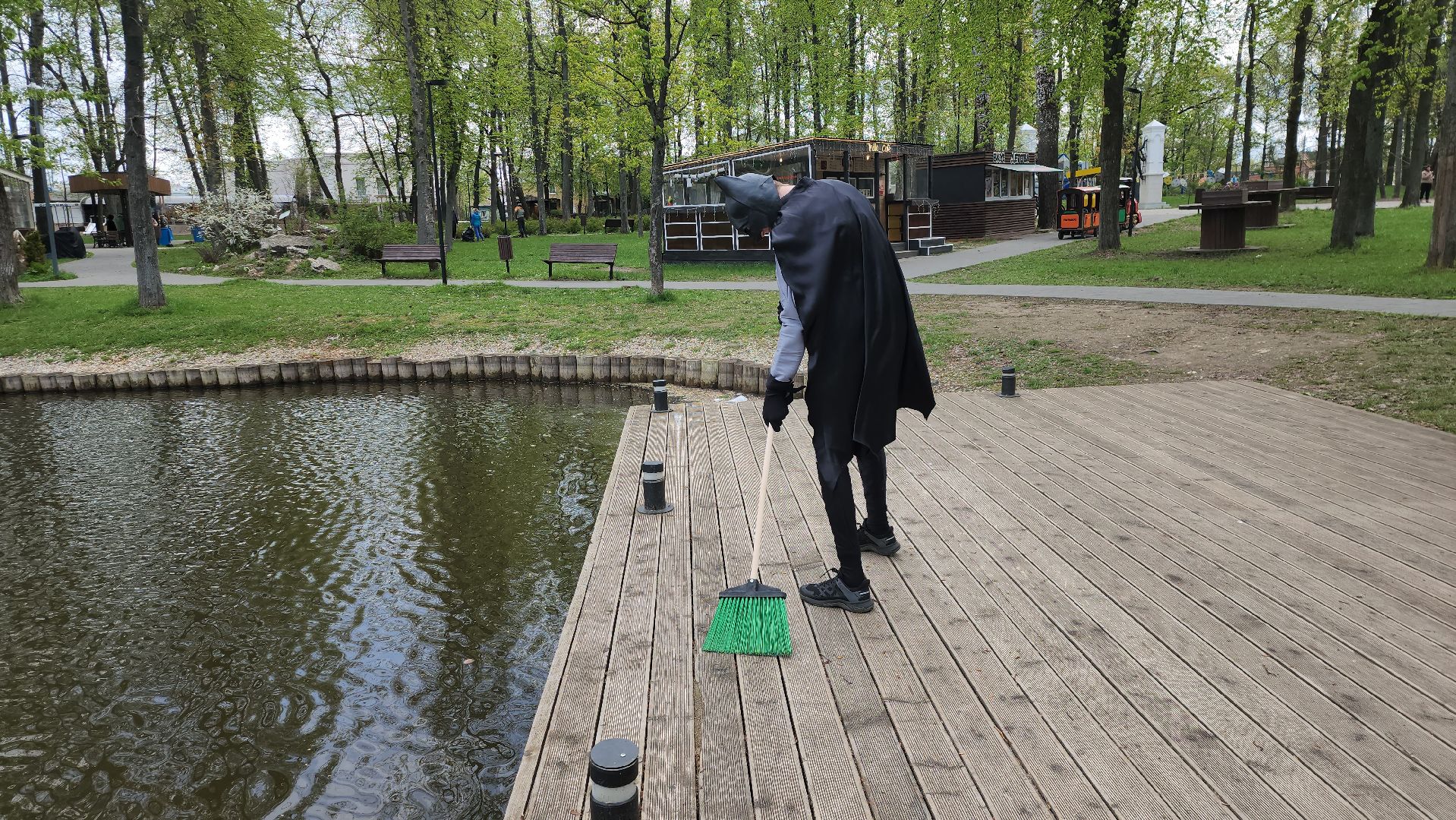 серпухов, подмосковье, областной субботник, бэтмен,