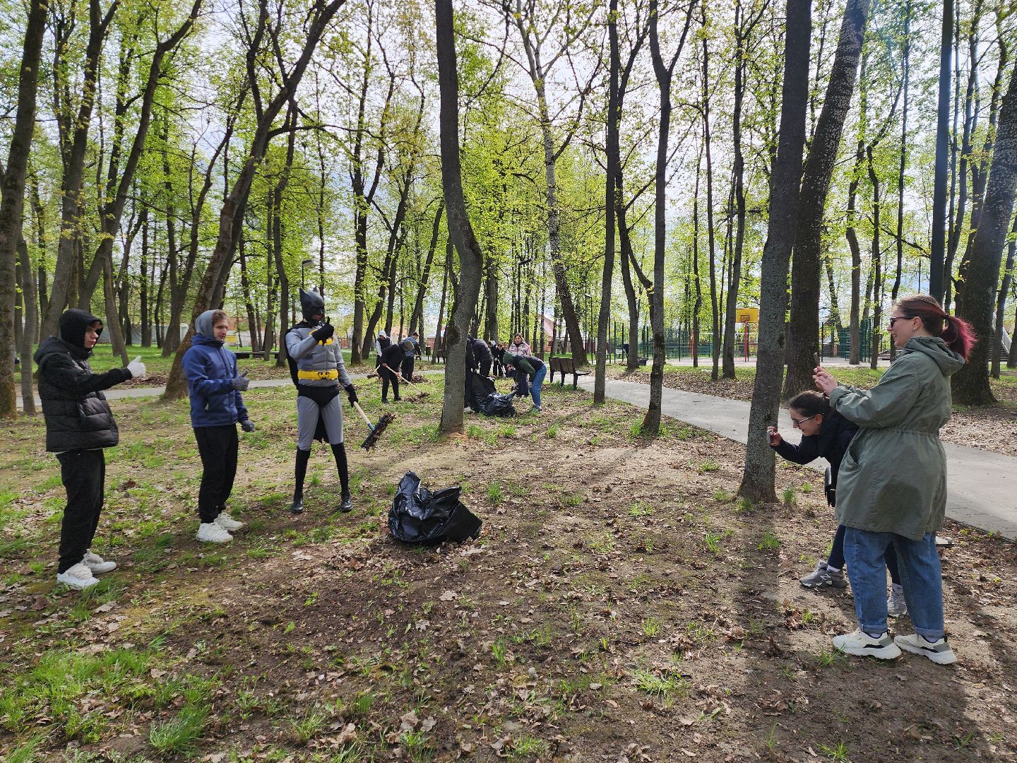 серпухов, подмосковье, областной субботник, бэтмен,