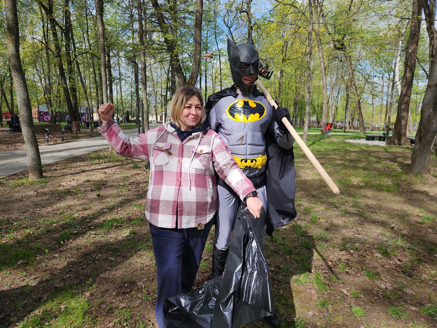 серпухов, подмосковье, областной субботник, бэтмен,
