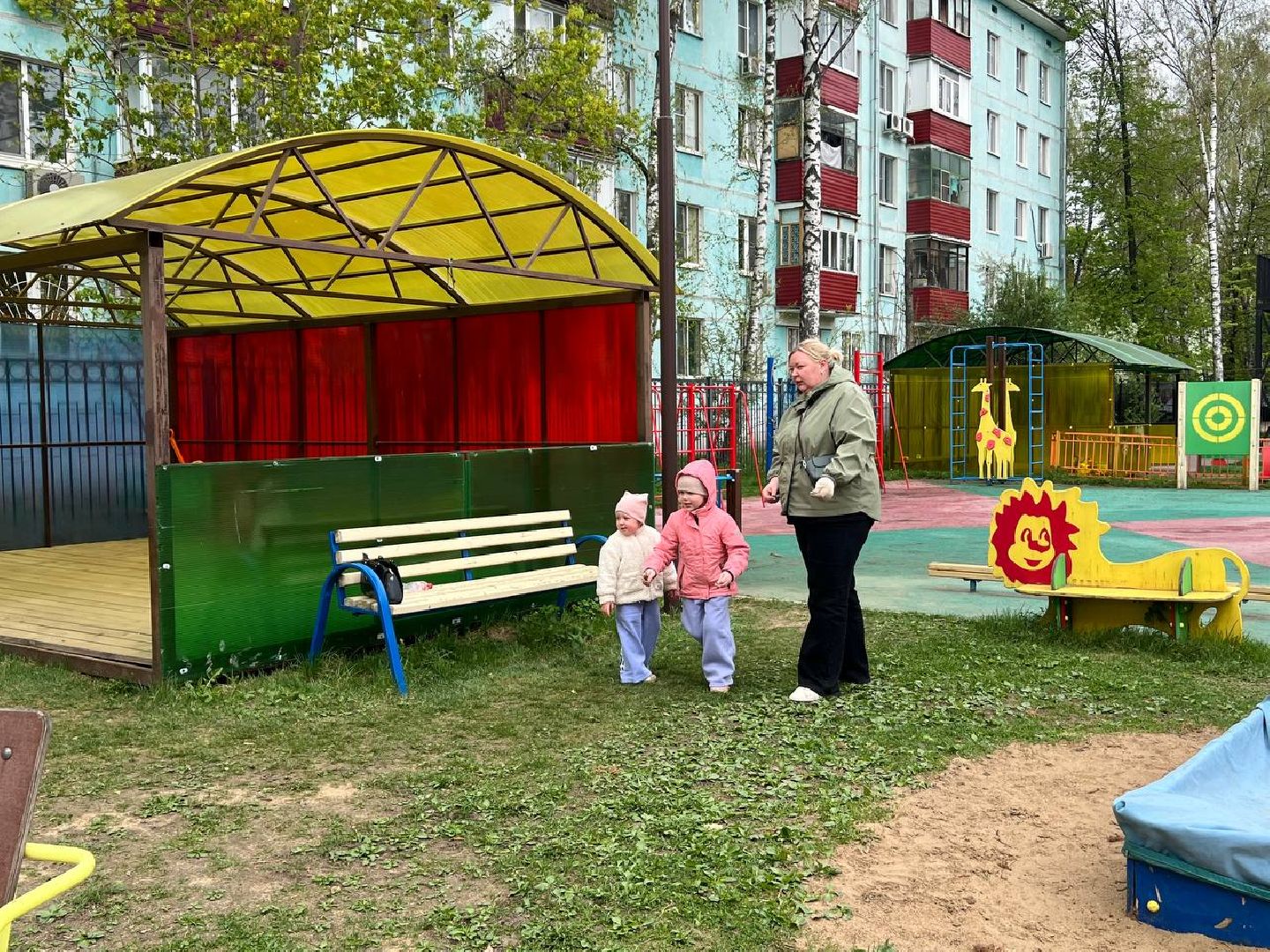 субботник, реутов, дети, уборка, детсад,