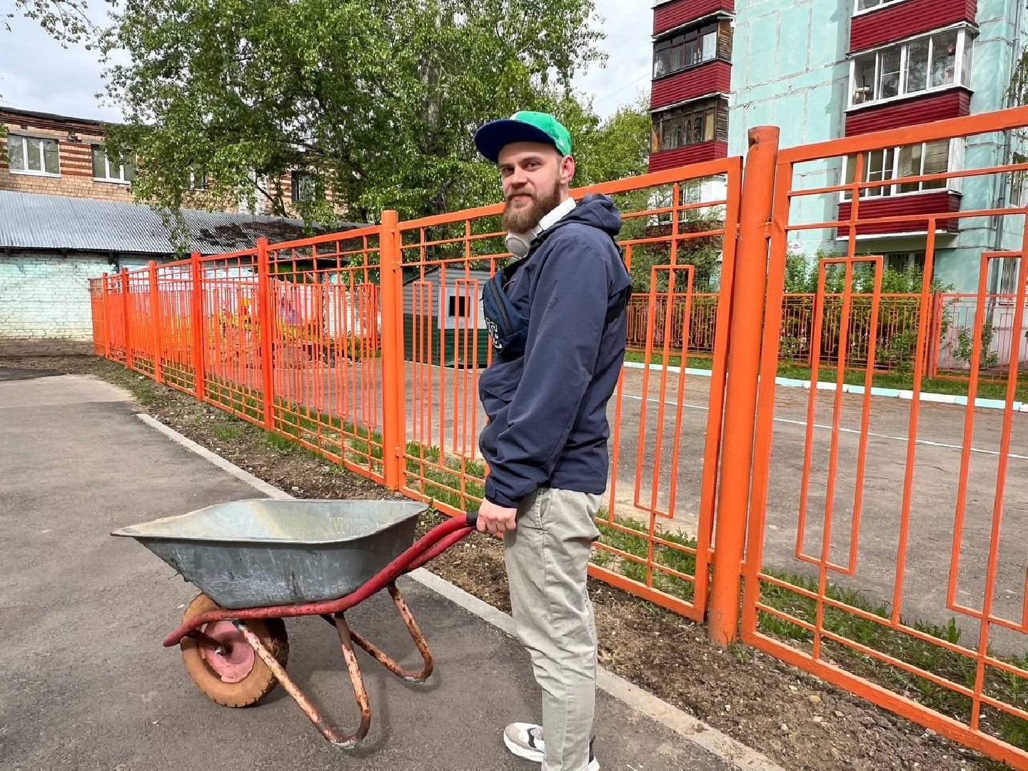 субботник, реутов, дети, уборка, детсад,