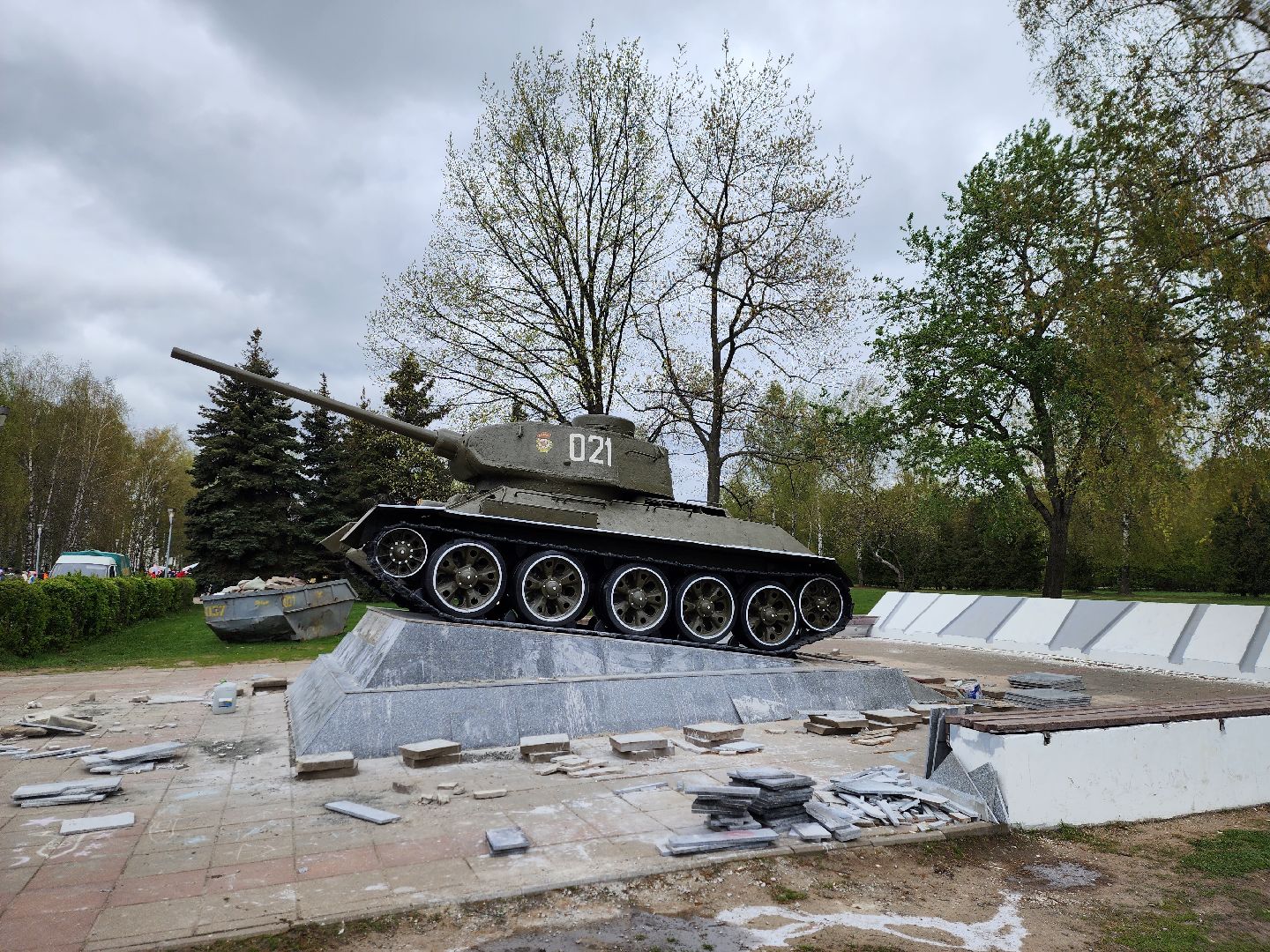 всероссийский субботник в королеве, королёв, мемориал славы в королеве,