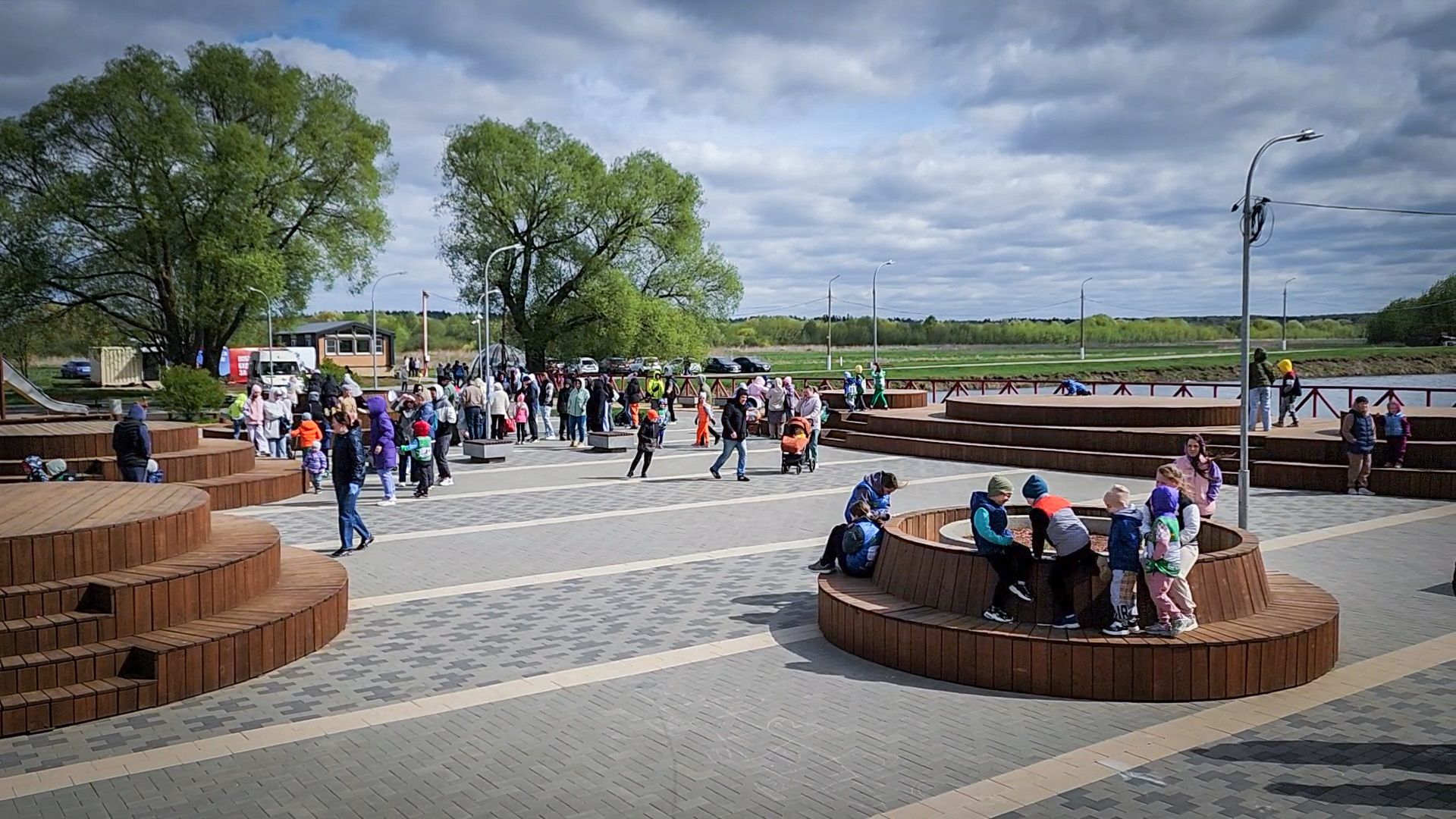 бронницы, весенний забег, дети, парк бронницкий луг,