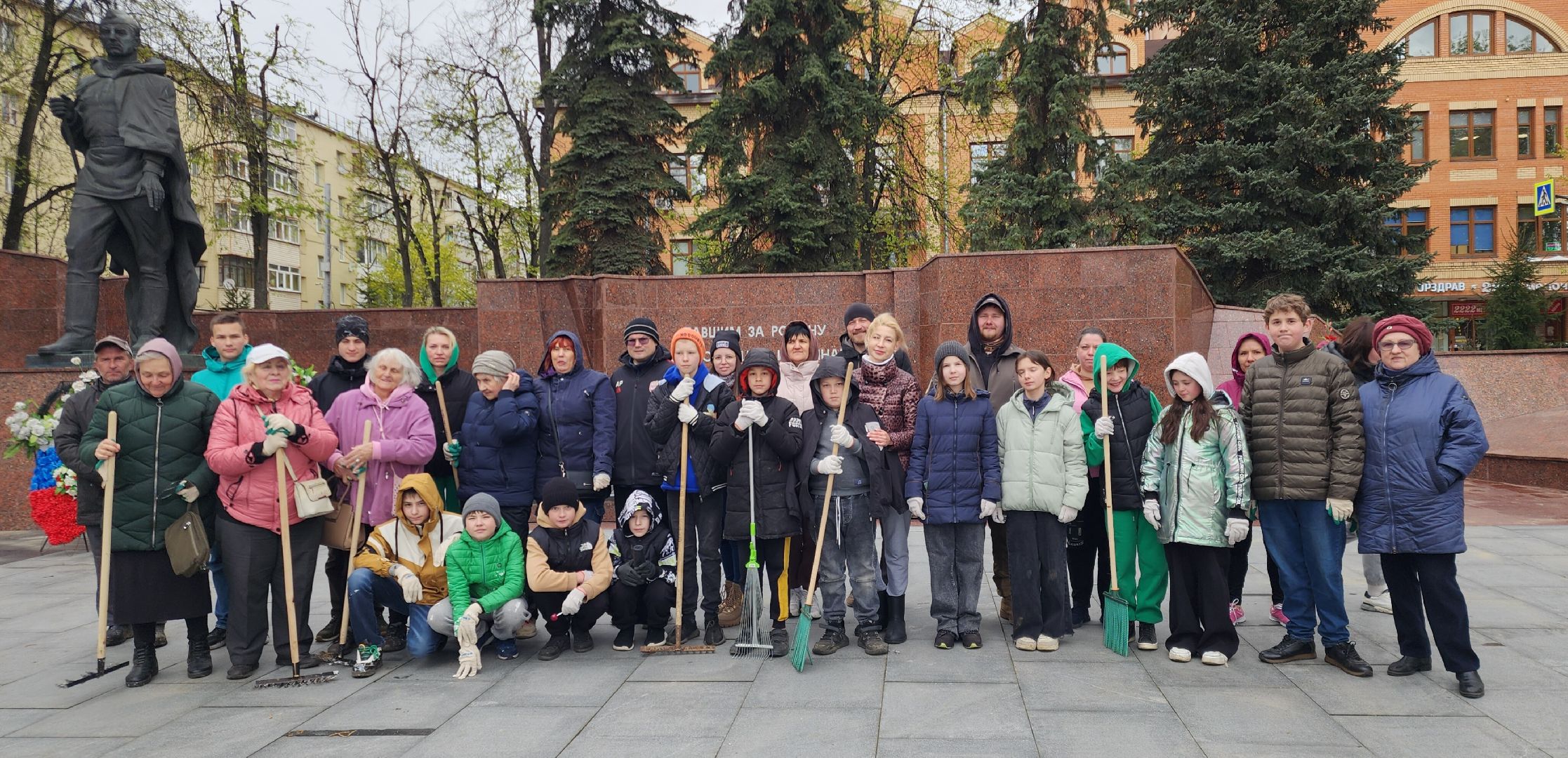 всероссийский субботник, волонтры звенигорода, 80-летие великой победы,