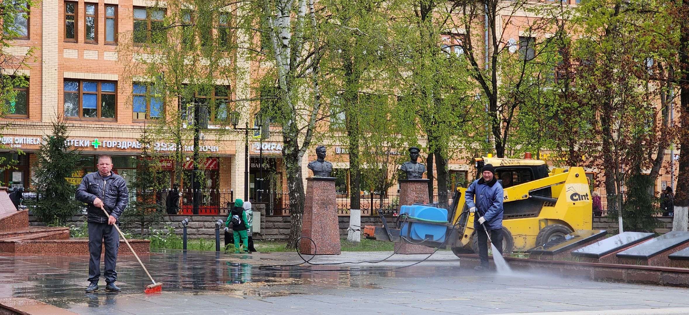 всероссийский субботник, волонтры звенигорода, 80-летие великой победы,