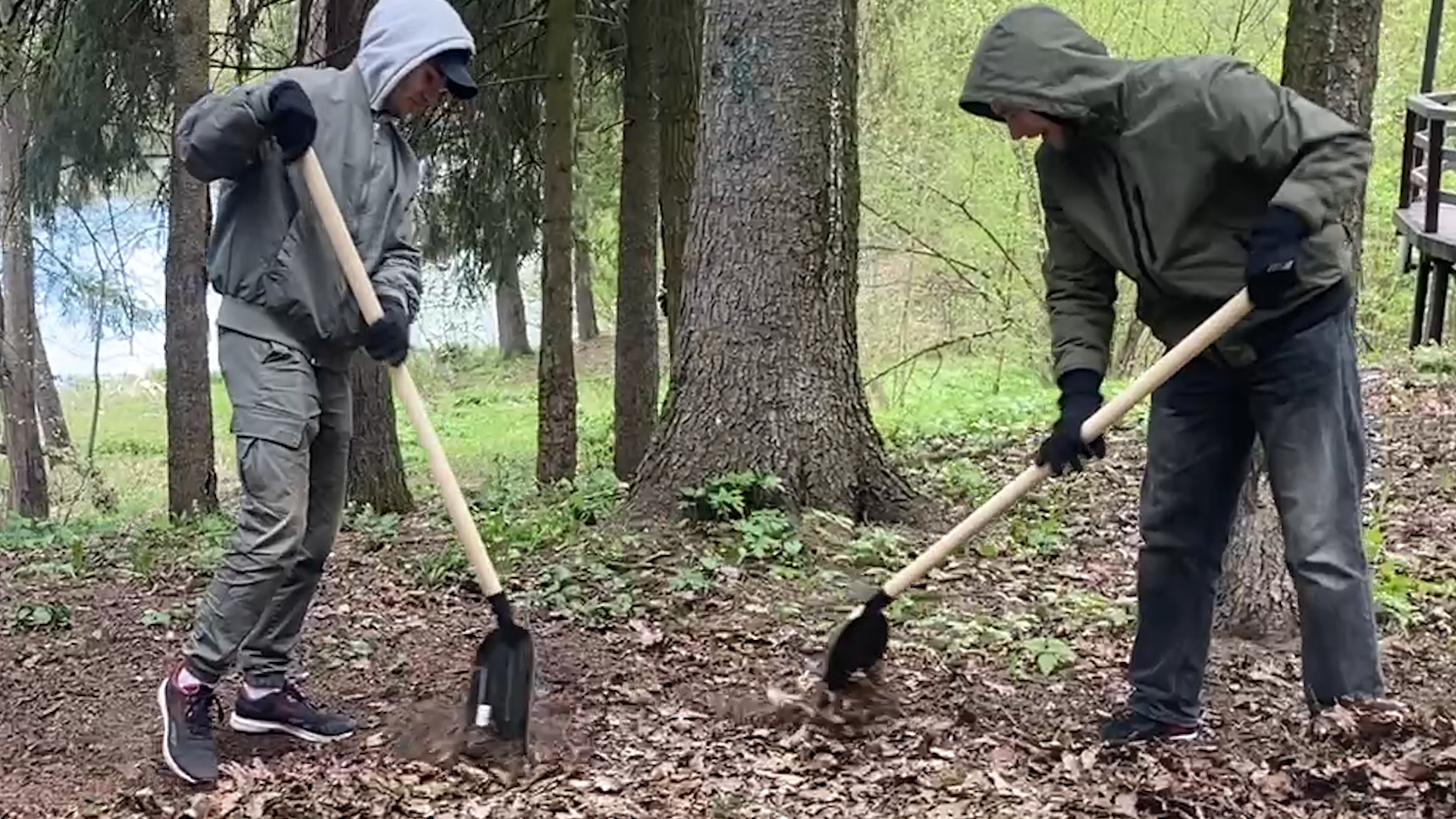 субботник, субботник во власихе, уборка территории, всероссийский субботник, власиха цветной бульвар,
