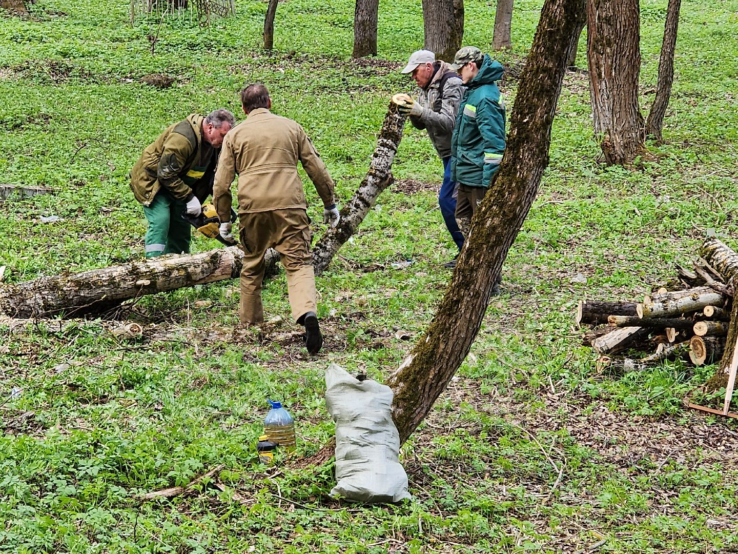 сергиев посад,  субботник, Кладбище,