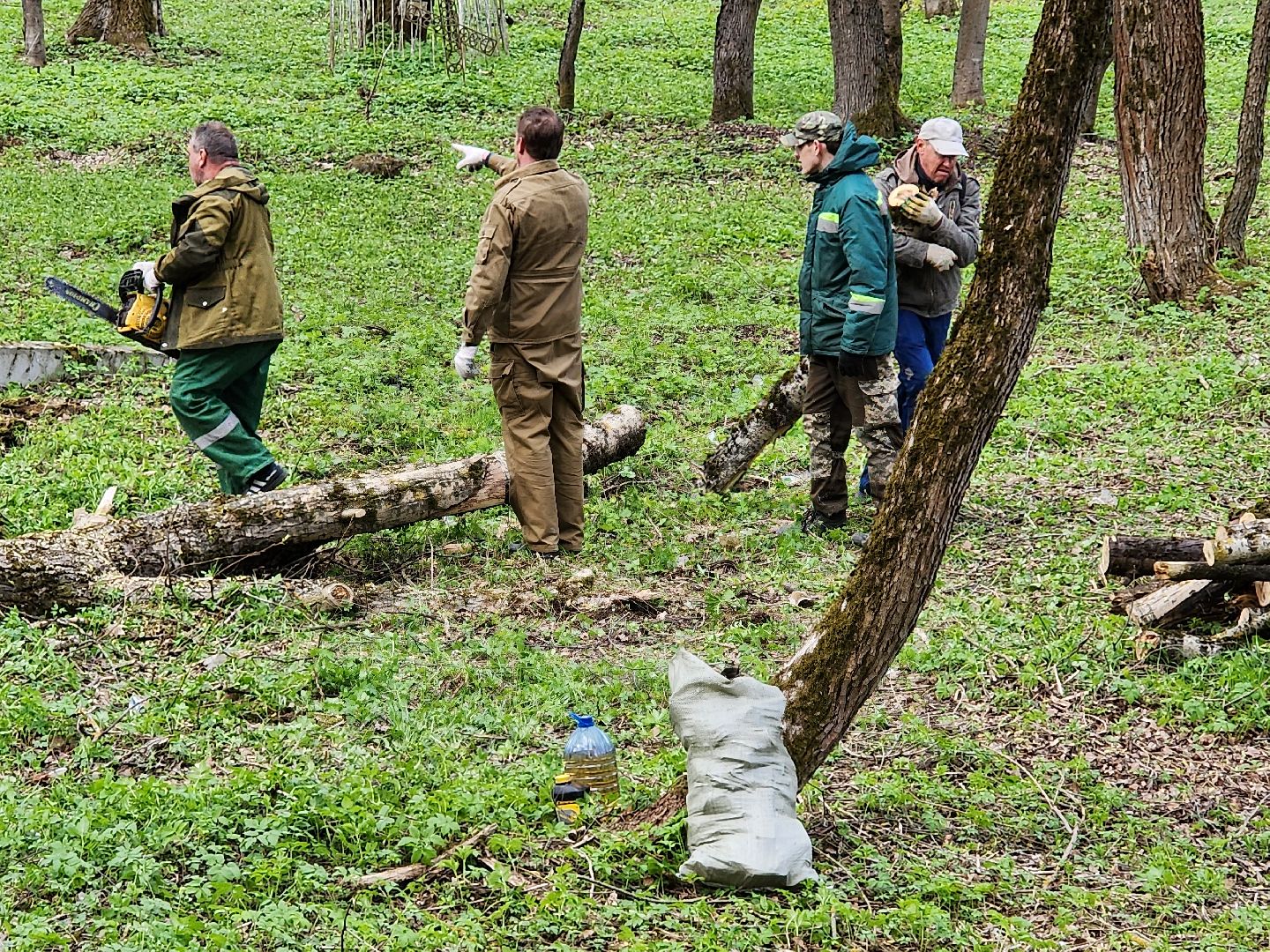 сергиев посад,  субботник, Кладбище,