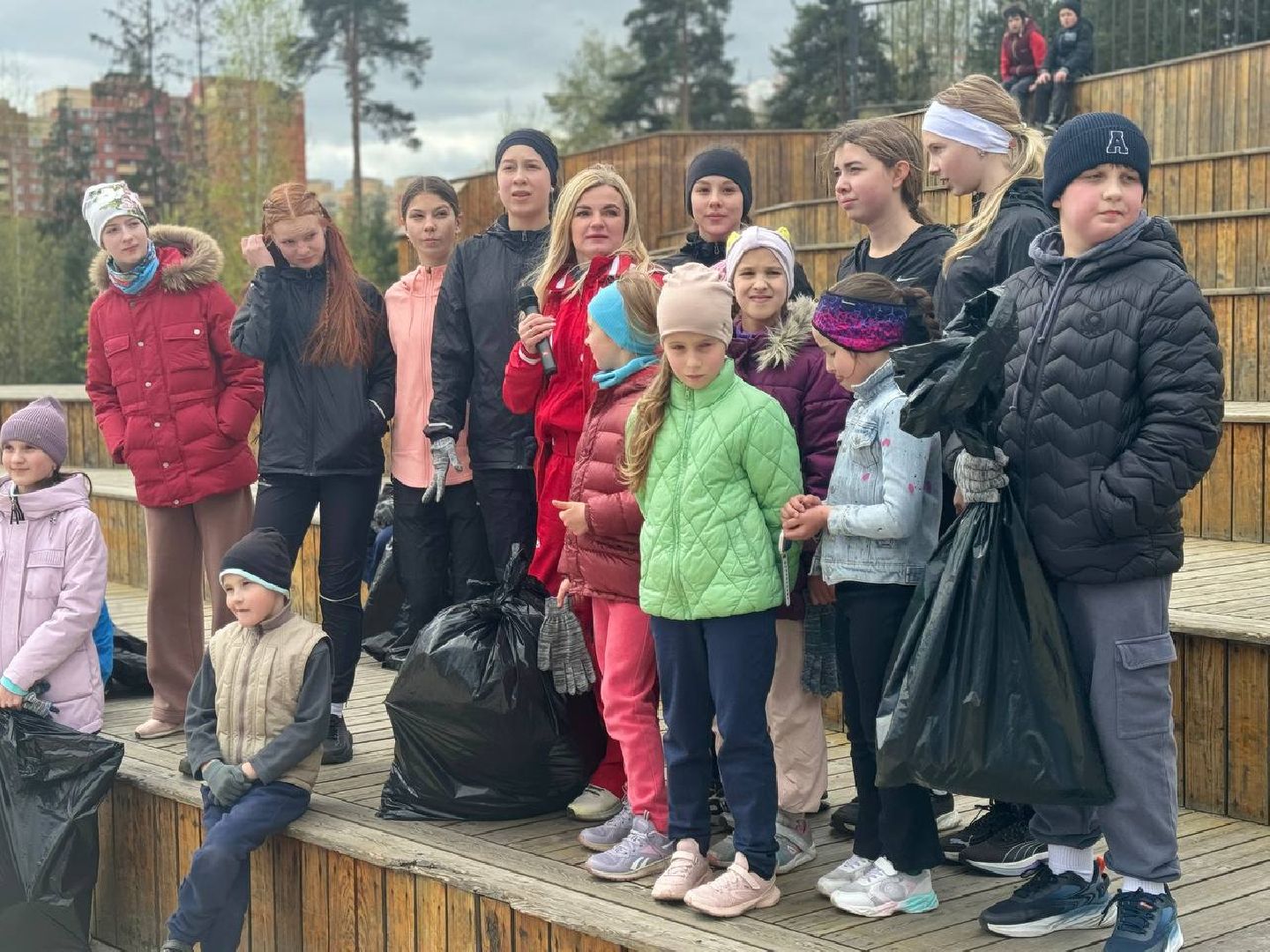 экология, сбор мусора, пестовский парк,