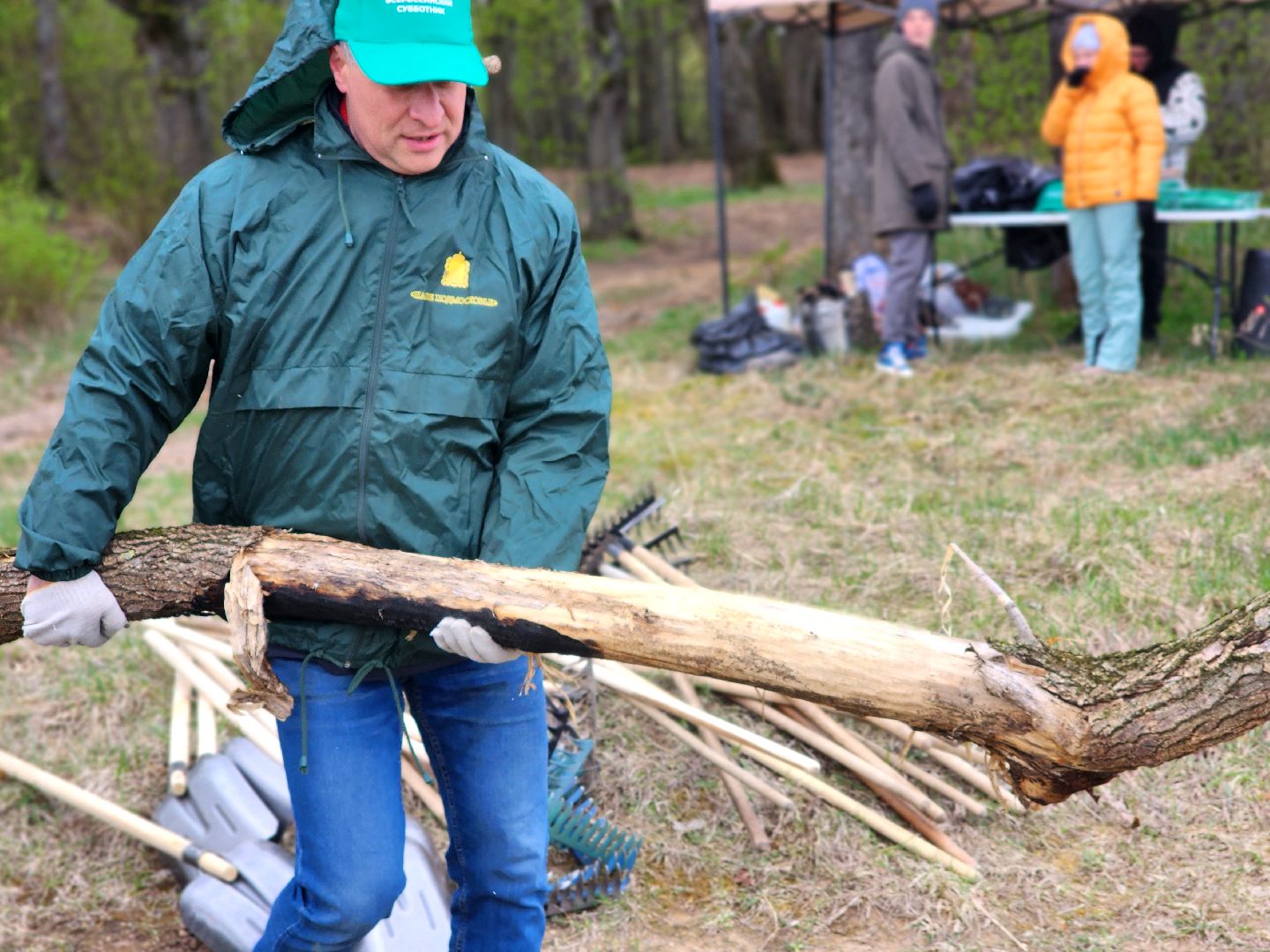 дубна, всероссийский субботник, волонтеры подмосковья, совет депутатов, уборка, иваньковское водохранилище,