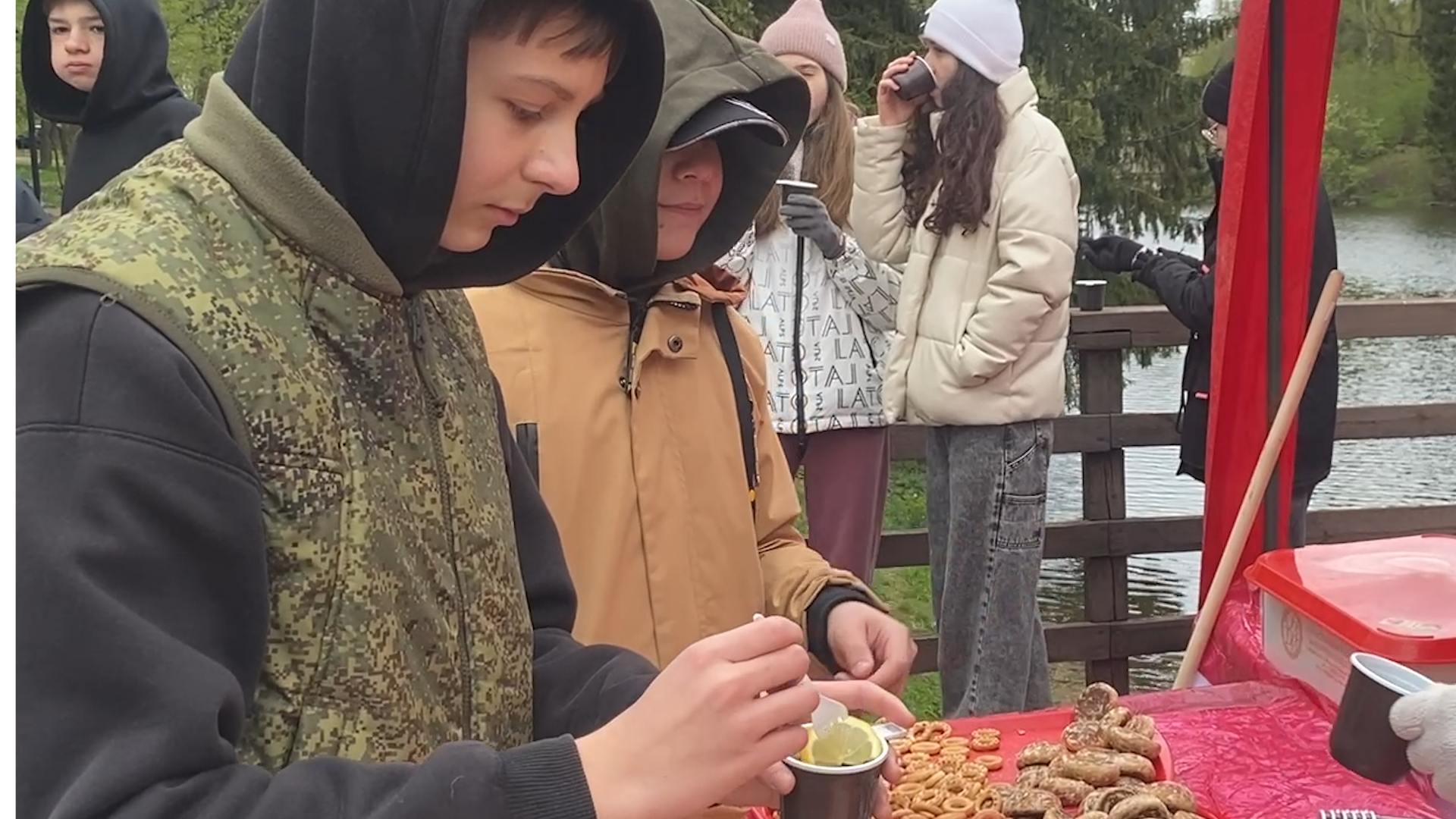 субботник, всероссийский субботник, власиха субботник, набережная озера, заозерный власиха,