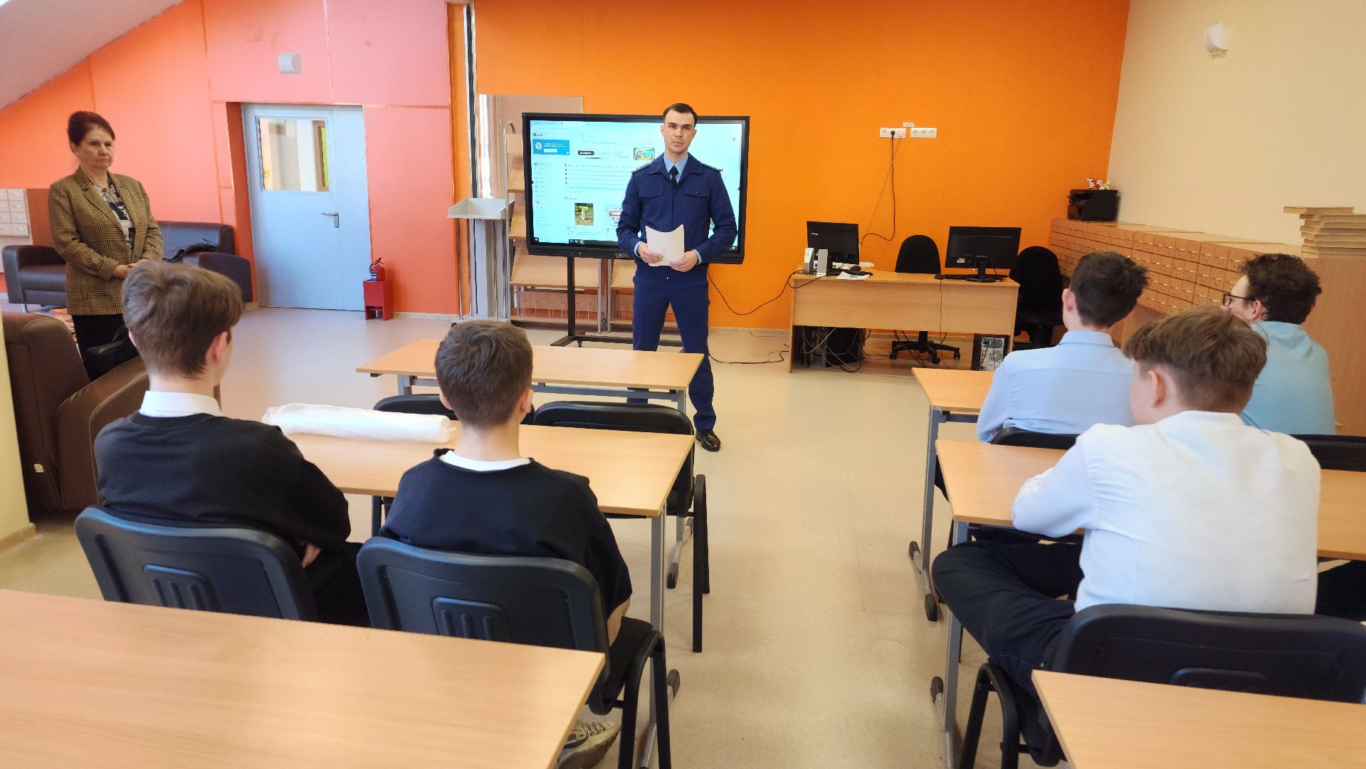 волоколамск, кибер-мошенники, профилактика, прокуратура,