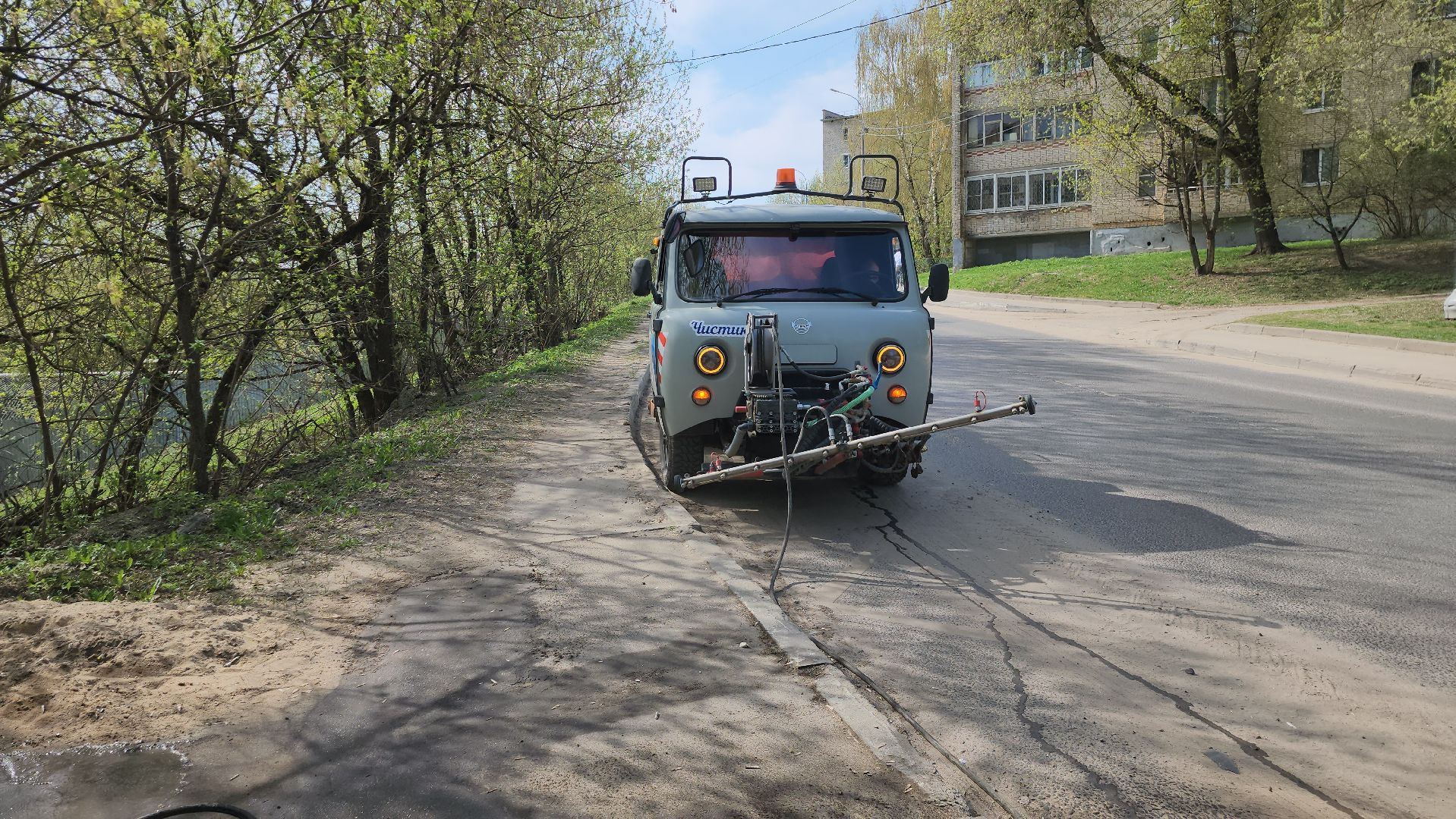 серпухов, подмосковье, моют остановки,