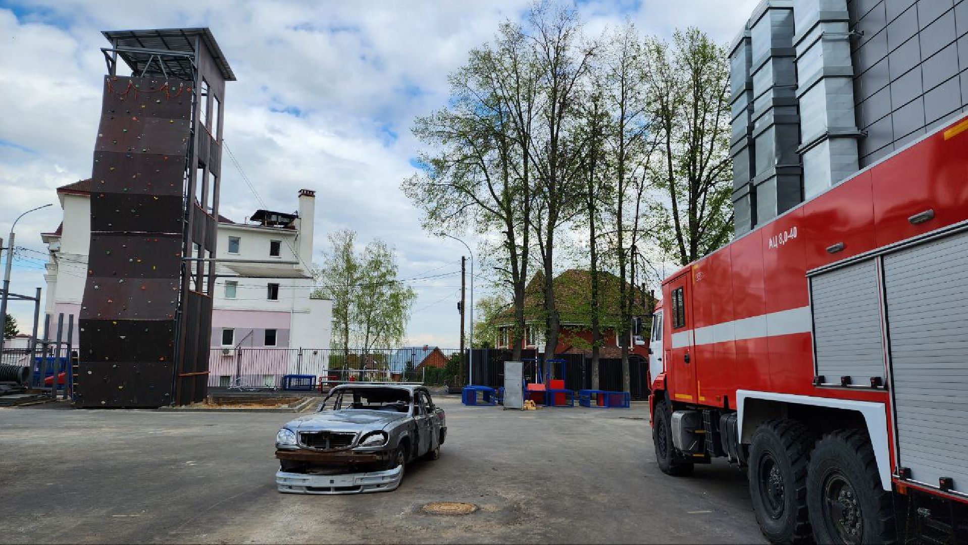 Дмитров, Дмитровский техникум, Мострансавто,