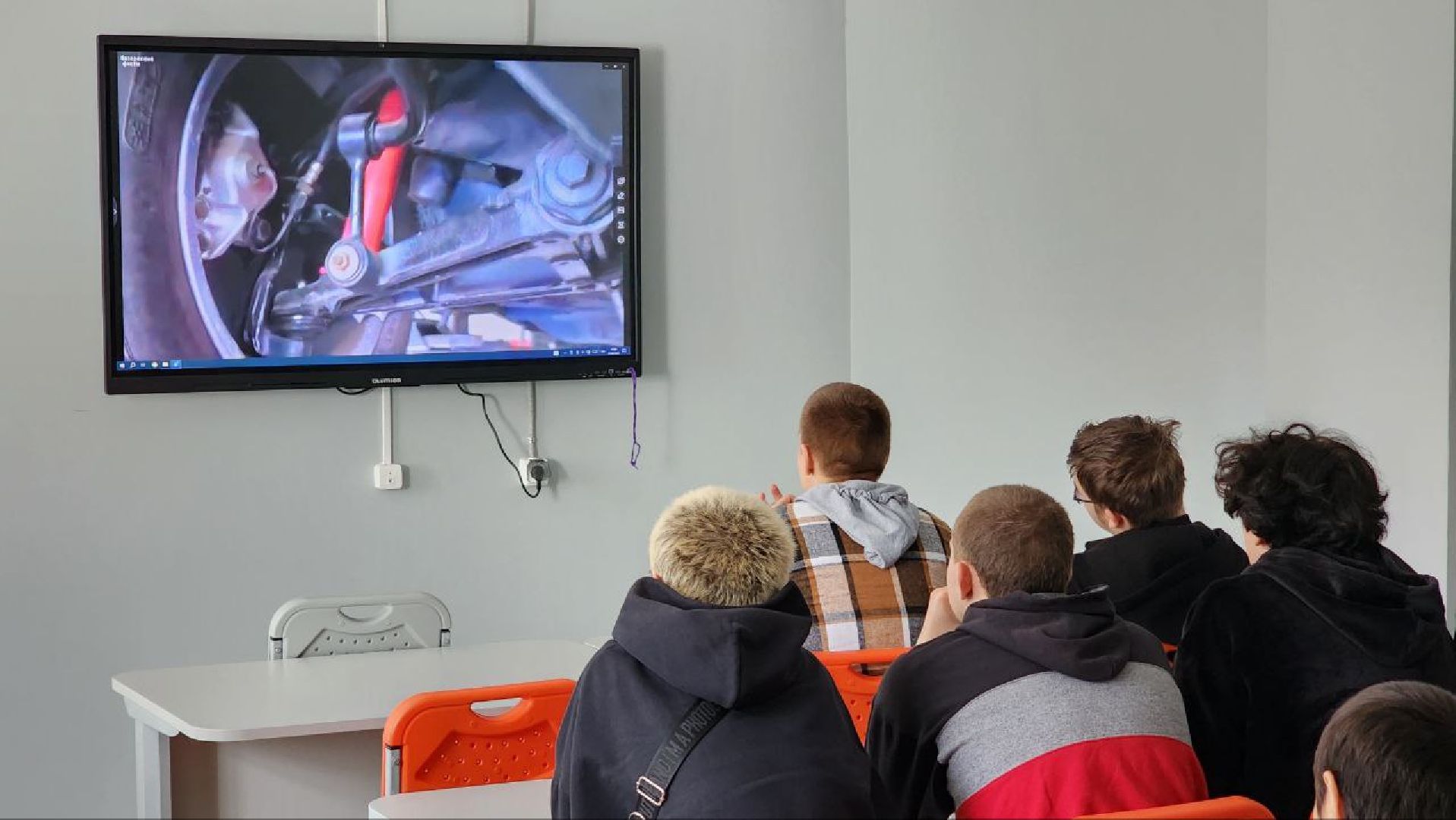 Дмитров, Дмитровский техникум, Мострансавто,