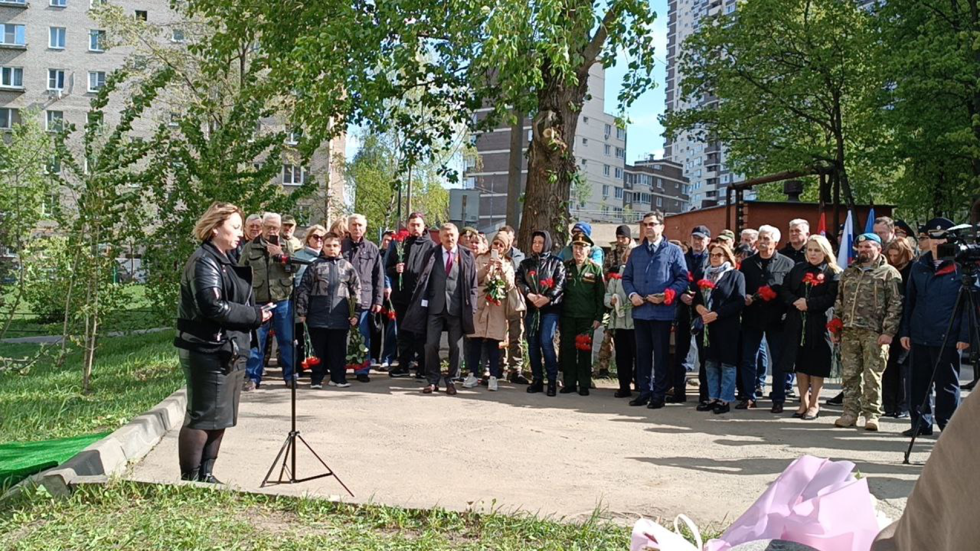 реутов, сво, военнослужащий, мемориальная табличка, награда посмертно,