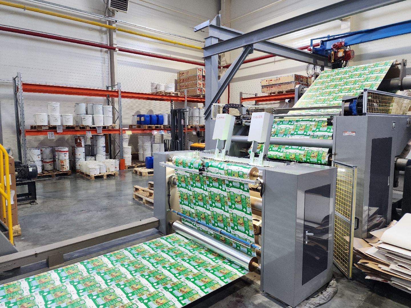 Чехов, завод МолоПак, производство картонной упаковки, аналоги тетра пак и пюр-пак, импортозамещение, асептическая упаковка, пищевая промышленность, российское сырье, отечественные материалы и технологии, локализация производства, новые комплексы,  фонд развития промышленности, губернатор московской области,