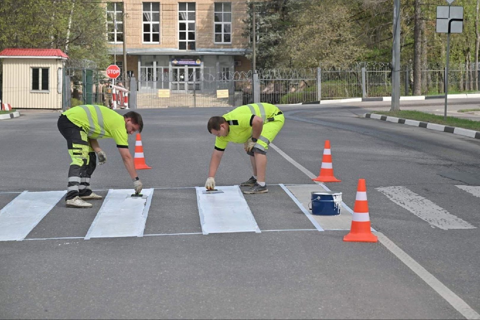 разметка дороги, термопластик разметка, пешеходный переход, власиха нанесение разметки,