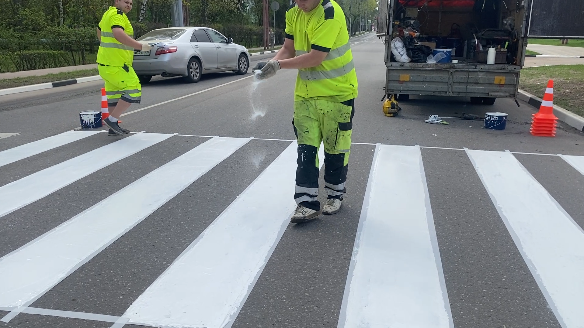 разметка дороги, термопластик разметка, пешеходный переход, власиха нанесение разметки,