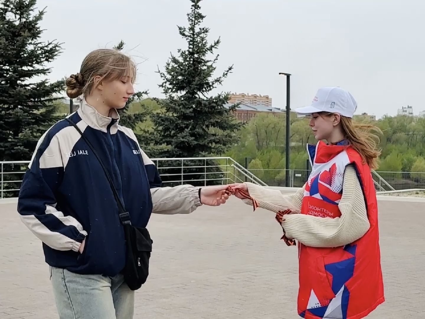 раменское, георгиевская лента, волонтеры подмосковья, 9 мая, день победы,