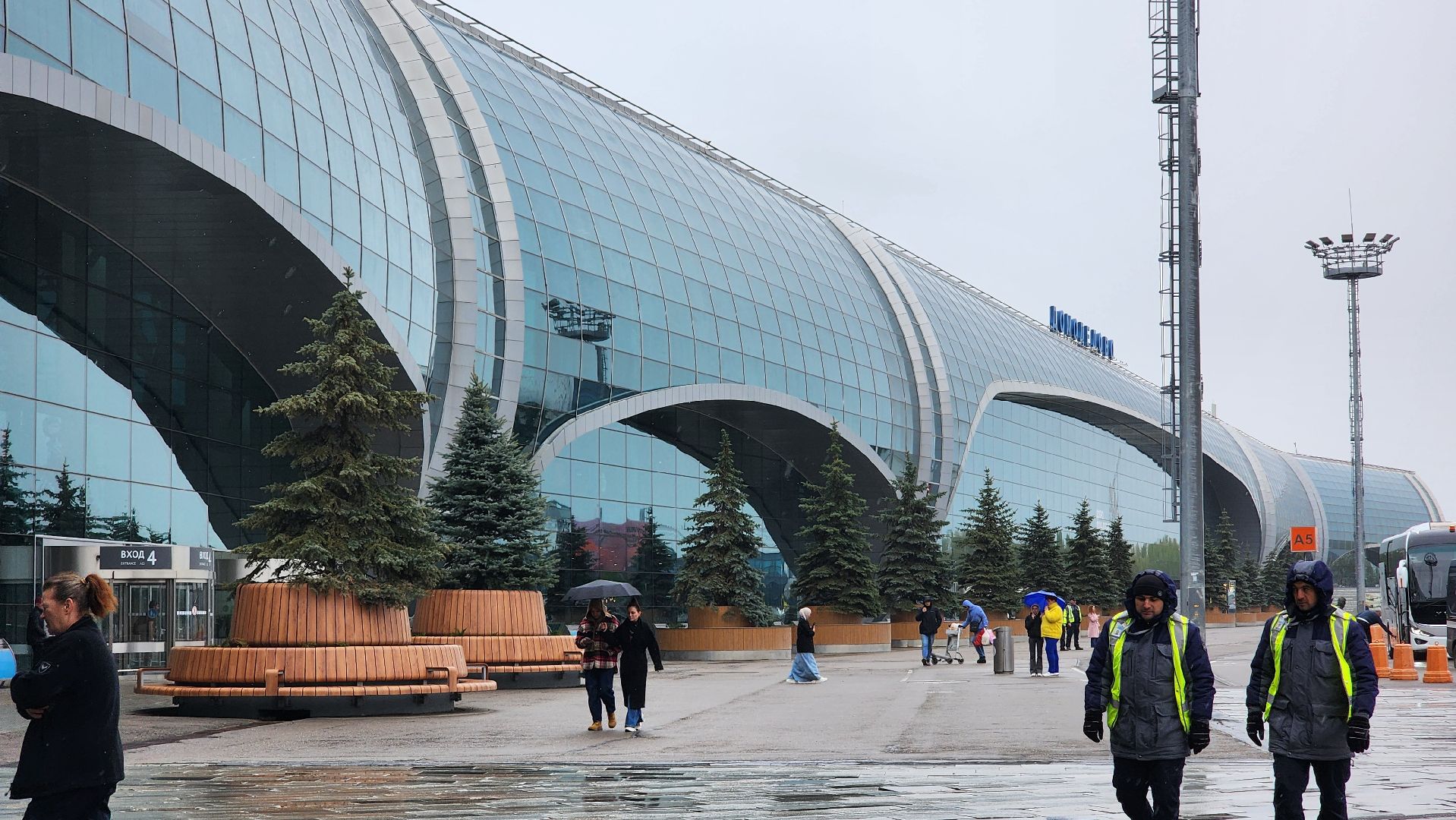 транспорт, аэропорт, домодедово, подмосковье, авиация, рейтинг, безопасность, самолет,  хаб, сервис, пассажир,