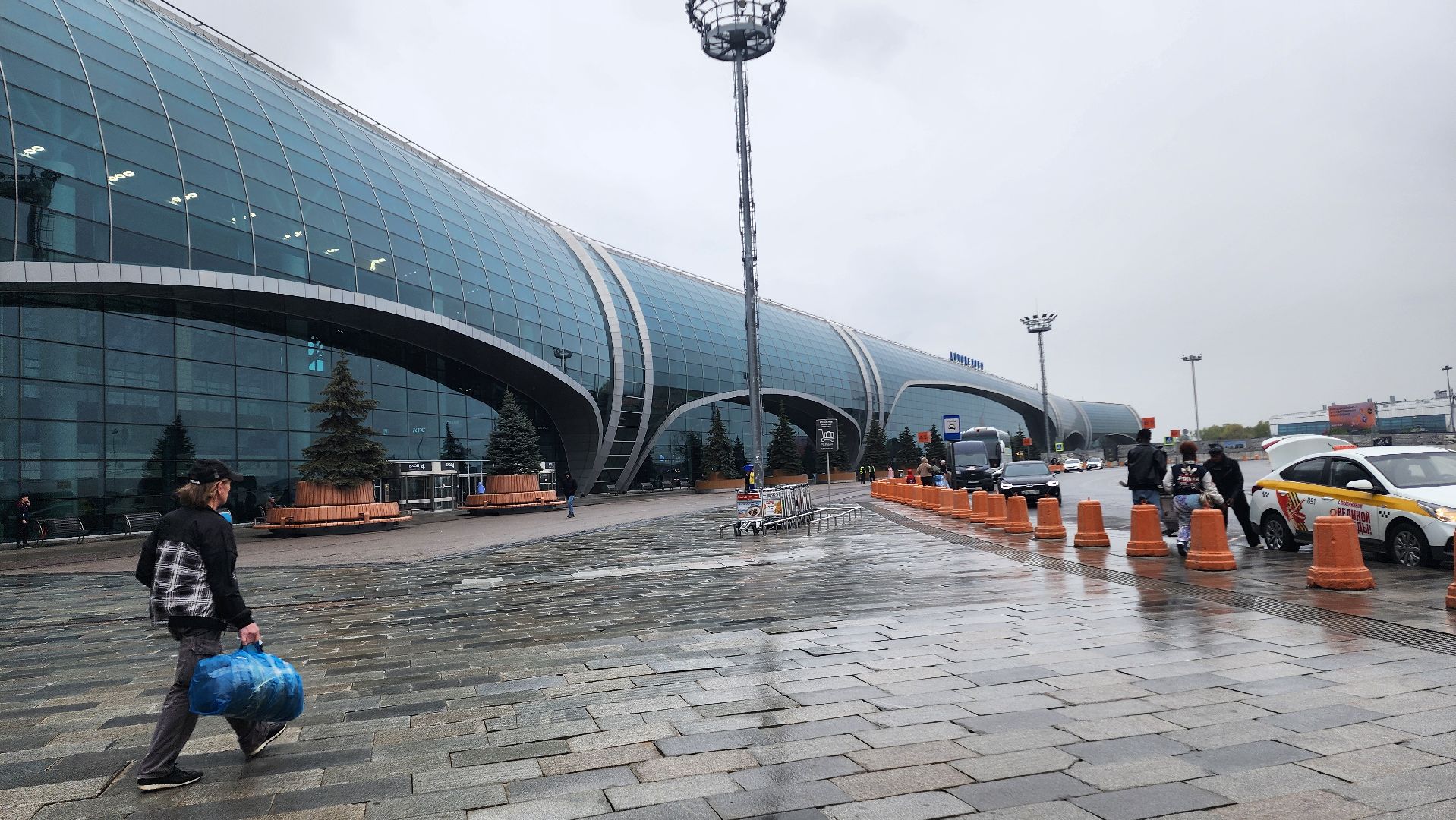 транспорт, аэропорт, домодедово, подмосковье, авиация, рейтинг, безопасность, самолет,  хаб, сервис, пассажир,