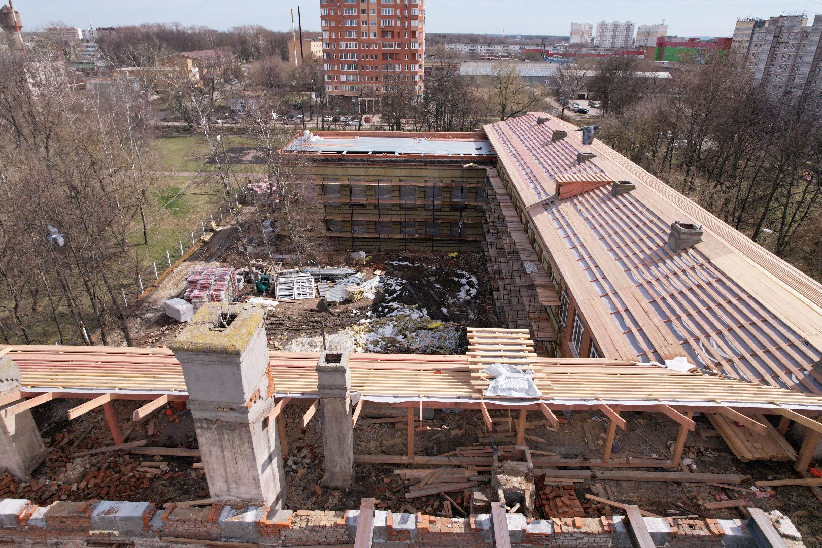 видео с коптера, ремонт школы 6 серпухов, школы в серпухове,