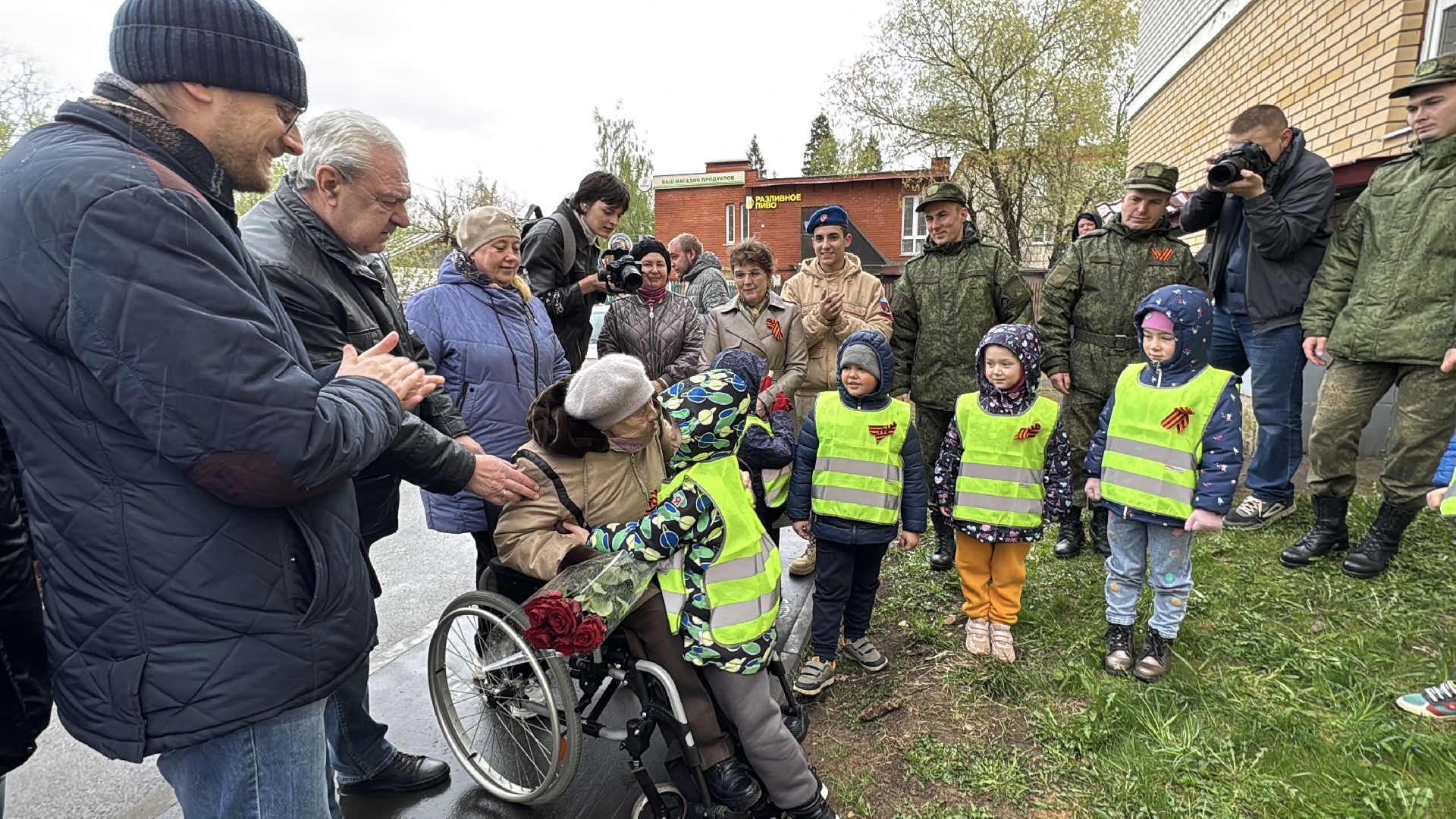 табличка, Краснознаменск, Памятная табличка, День Победы, участник великой отечественной войны,