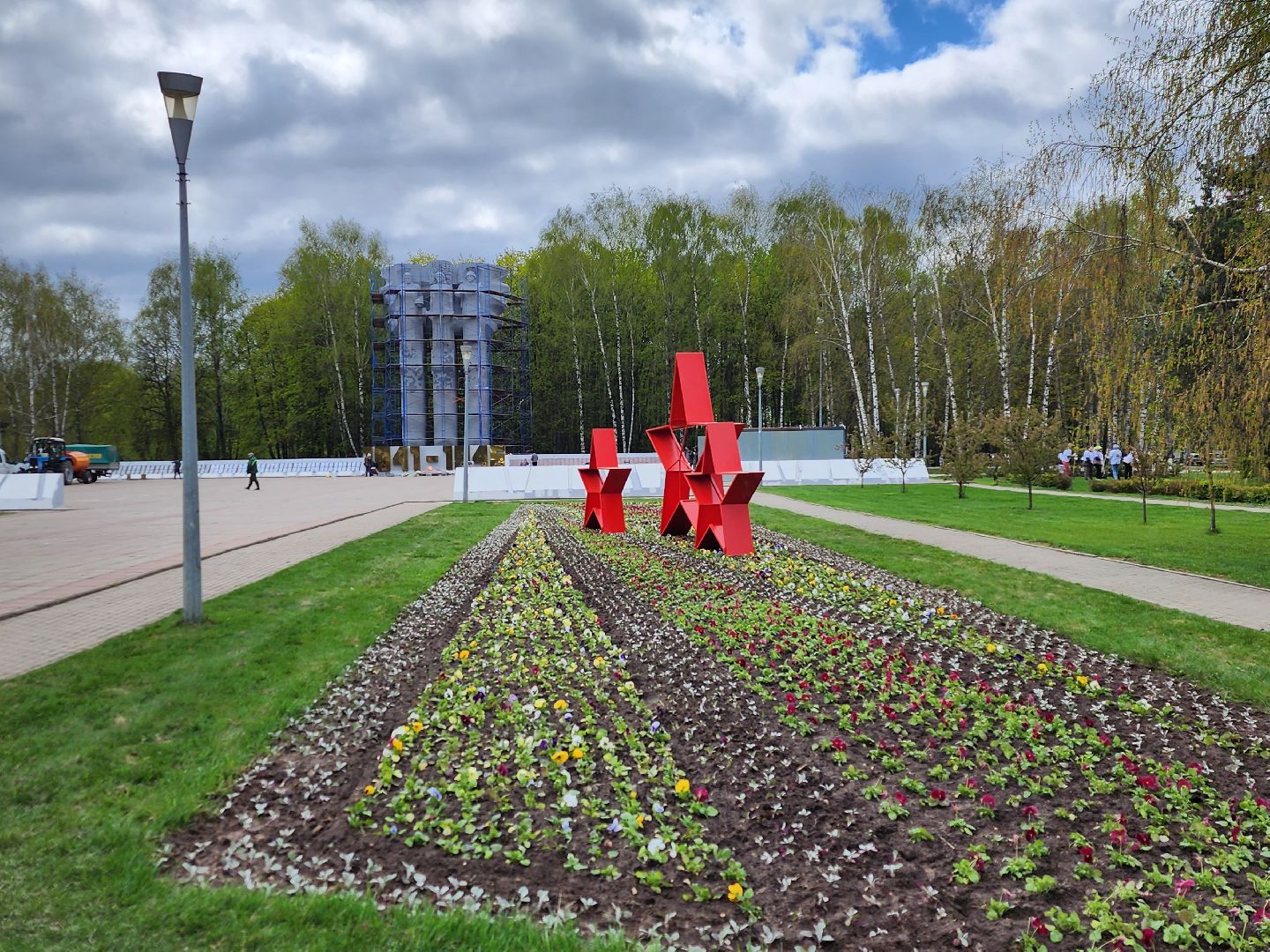 королёв, благоустройство в королеве, мемориал славы в королеве,