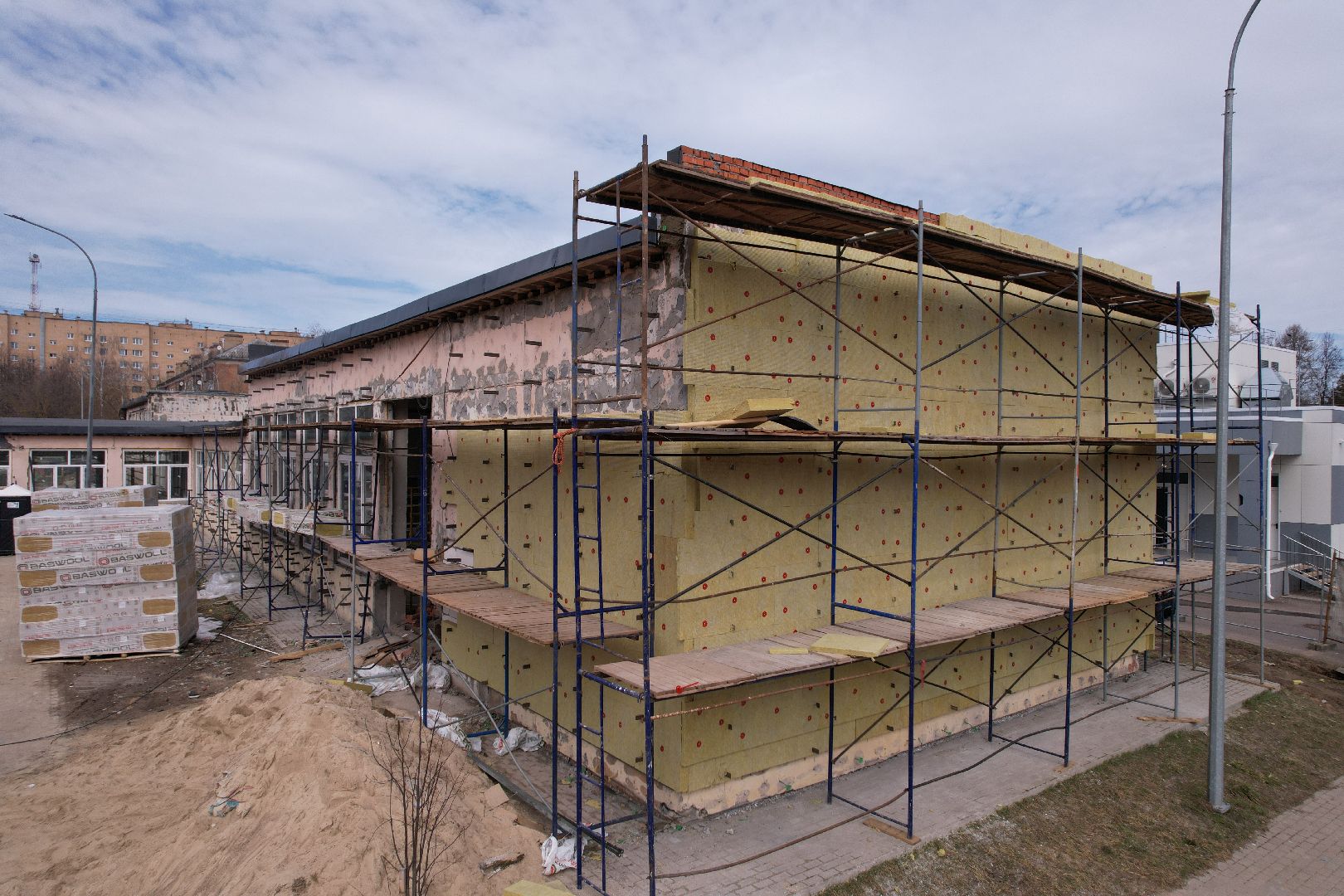 видео с коптера,  ремонт школы 17 в Серпухове,