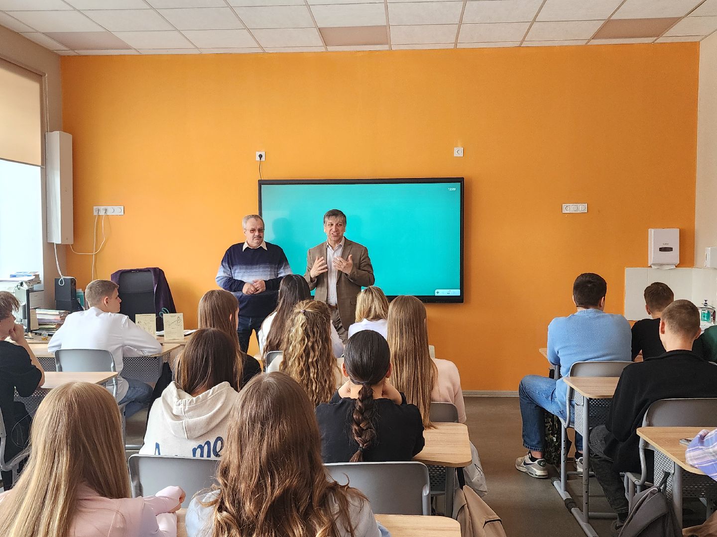 дубна, культура, школа 1 в дубне, поэзия,