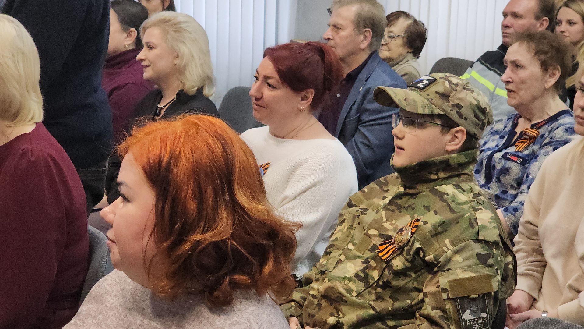 серпухов, волонтеры сво, презентация сборника стихов и писем, спецоперация, улица горького,