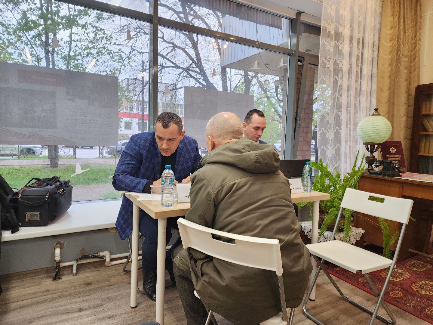 электросталь, жкх, ремонт подъезда, выездная администиация, жители, обращение,