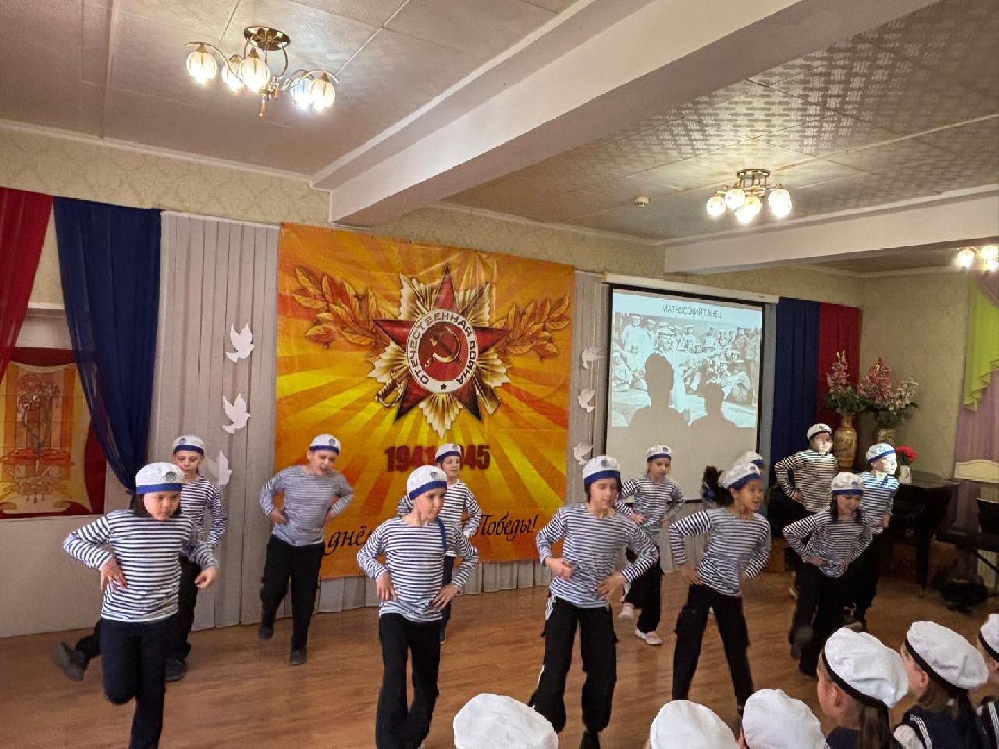 пушкино, лицей, день победы, песни, песни военных лет, хореография, лицеисты, концерт ко дню победы,родители,вертикалки,