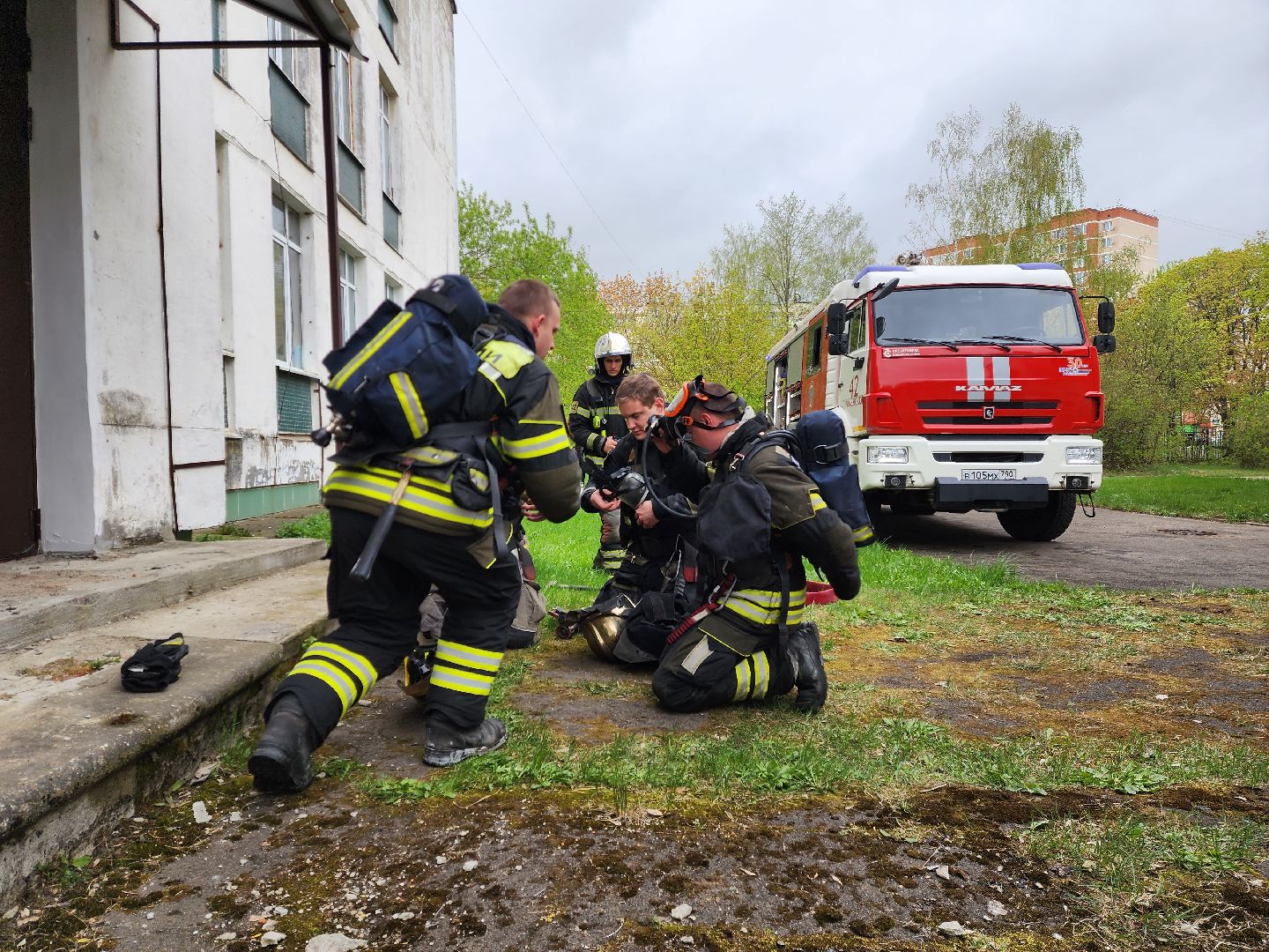 раменское, общество, пожарная безопасность, тренировочная эвакуация в средней школе 22 в дубовой роще,