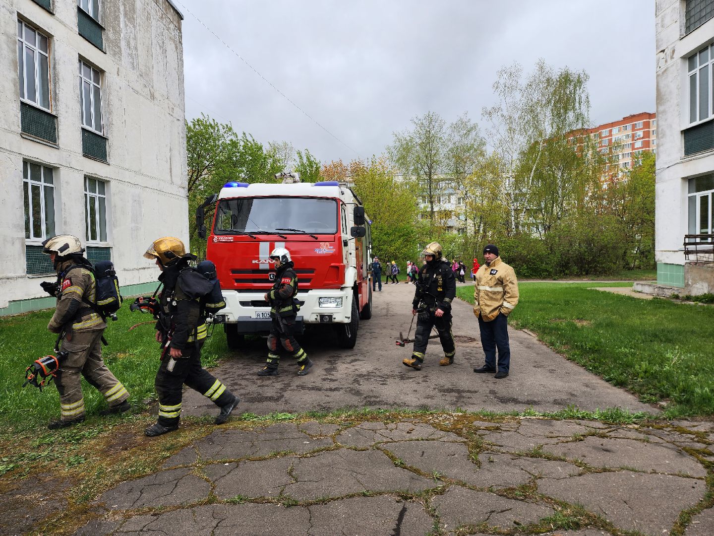 раменское, общество, пожарная безопасность, тренировочная эвакуация в средней школе 22 в дубовой роще,