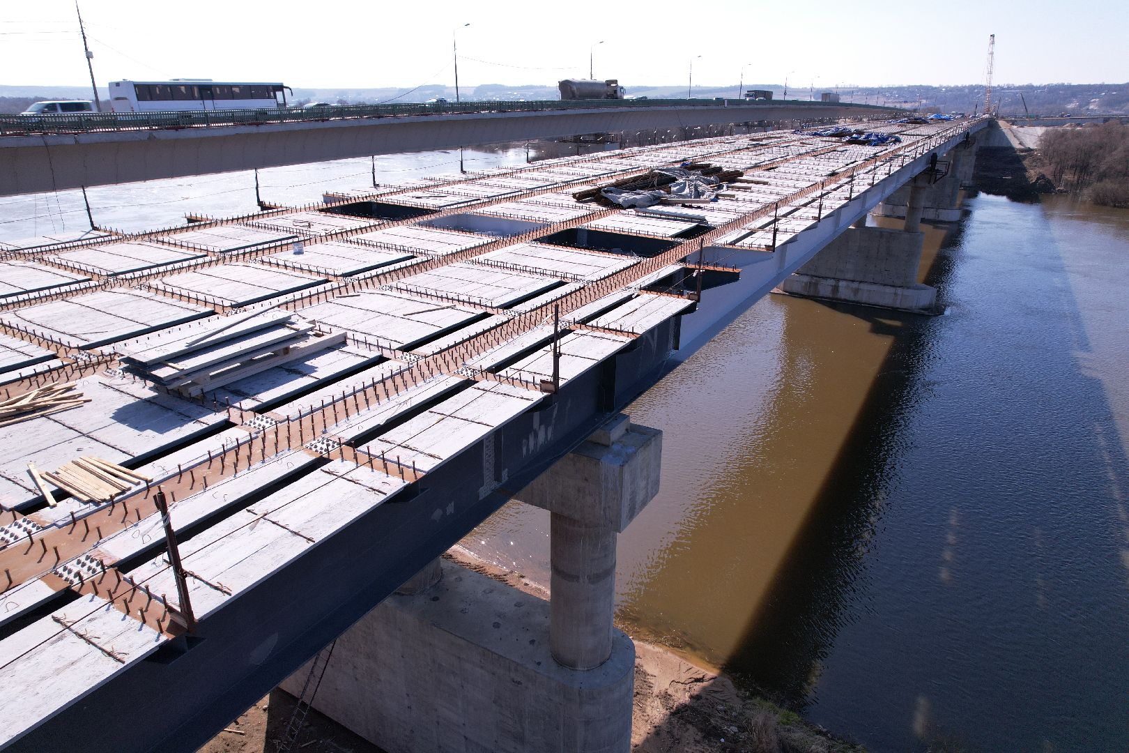 видео с коптера, мост Подольских курсантов, ремонт моста в серпухове,