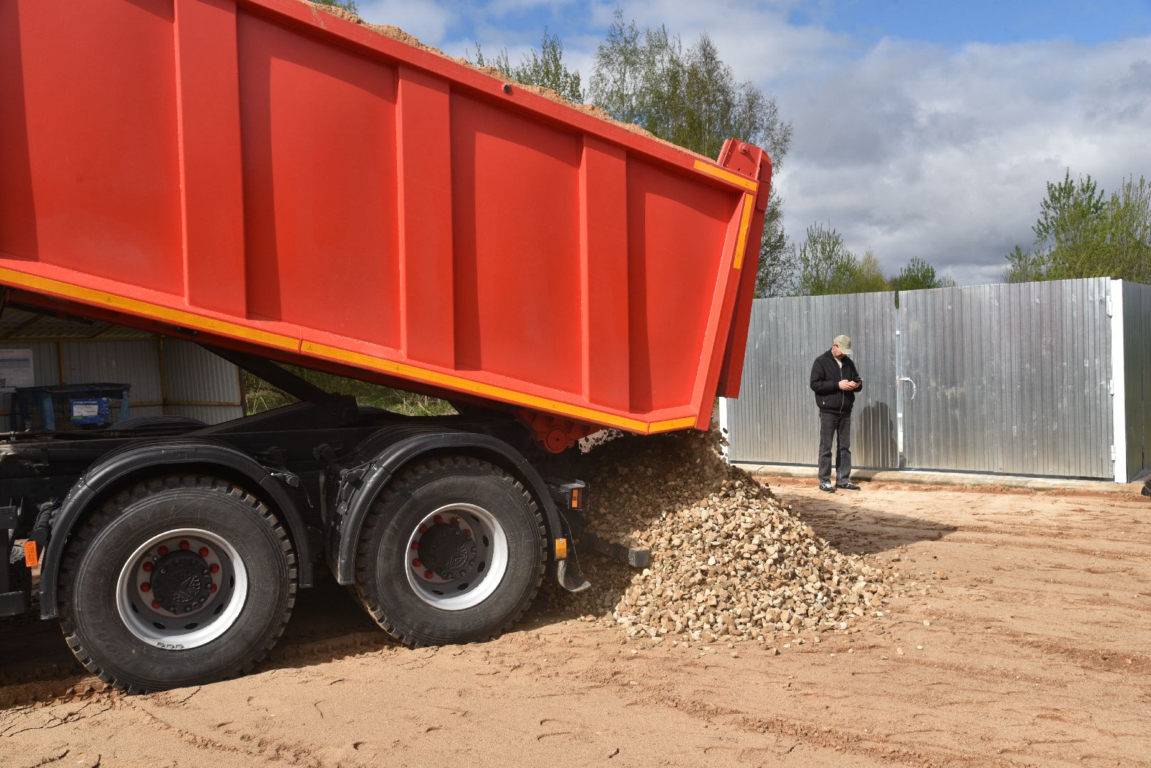 лотошино, благоустройство, вывоз мусора, контейнерная площадка,