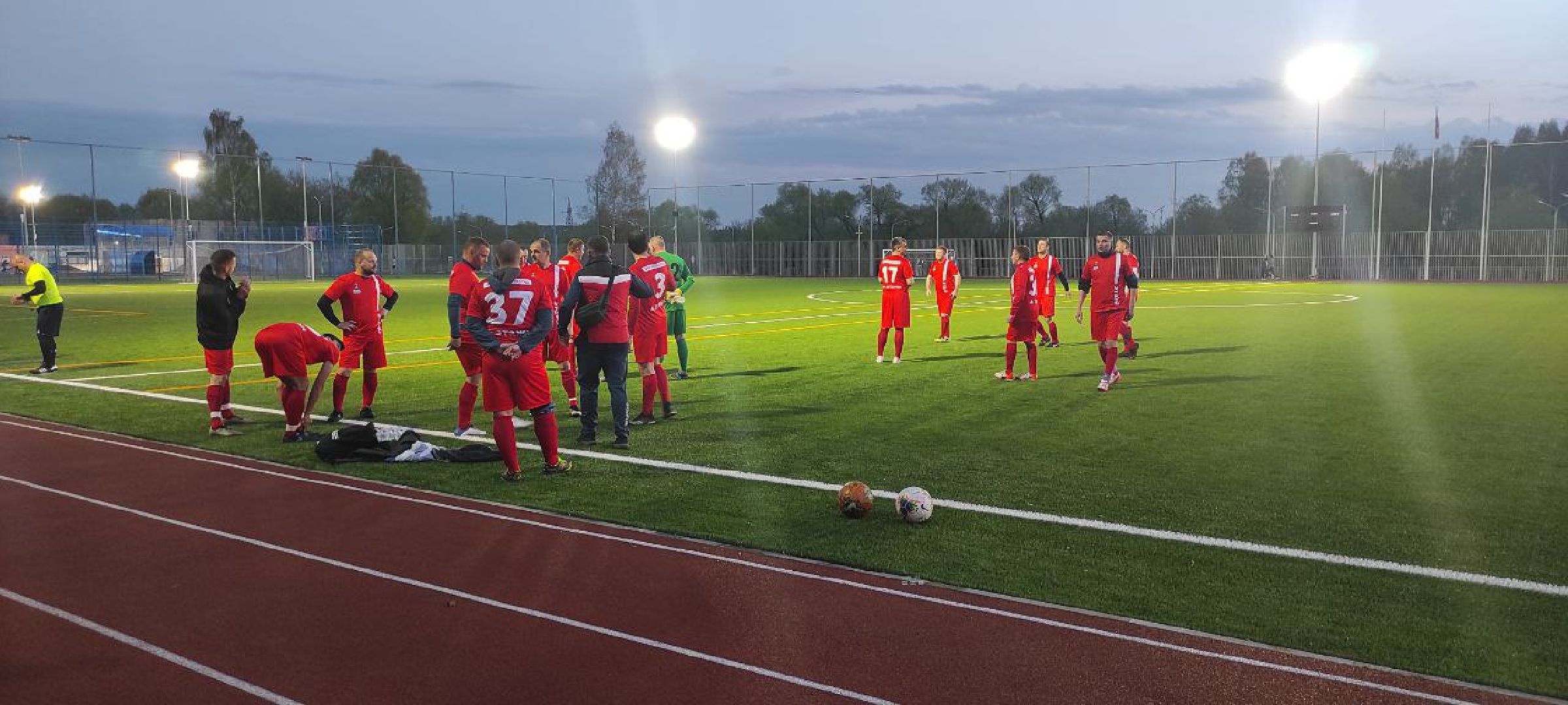 Звенигород, стадион, футбольная команда, стадион