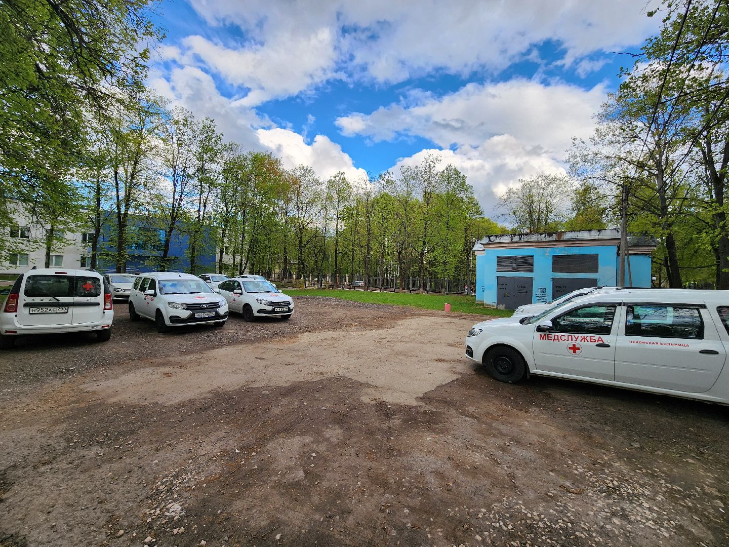 Чехов, Чеховская больница, майские праздники, часы работы, расписание, график работы, взрослая поликлиника, кабинет неотложной помощи, детская поликлиника, женская консультация,