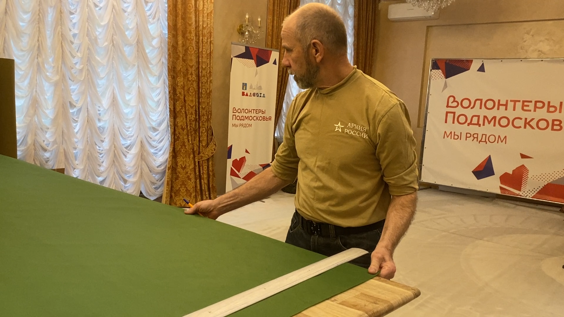 своих не бросаем, волонтеры власихи, плетение маскировочных сетей, маскировочные сети, пункт варварушки,