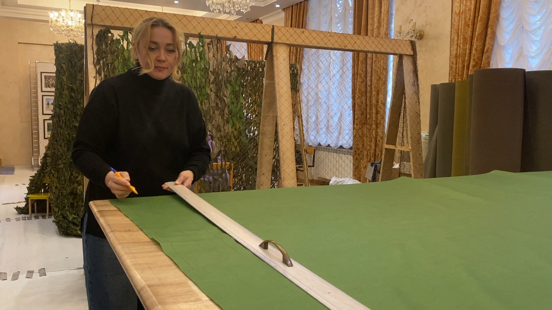 своих не бросаем, волонтеры власихи, плетение маскировочных сетей, маскировочные сети, пункт варварушки,