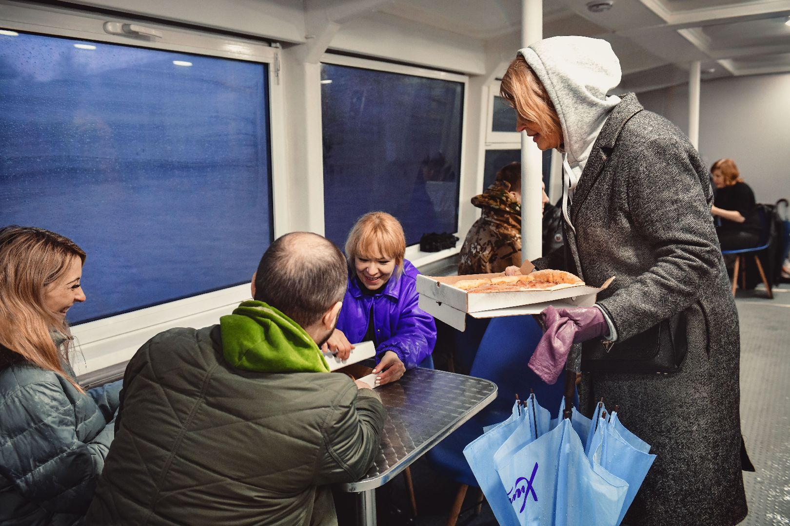 река, навигация, теплоход,